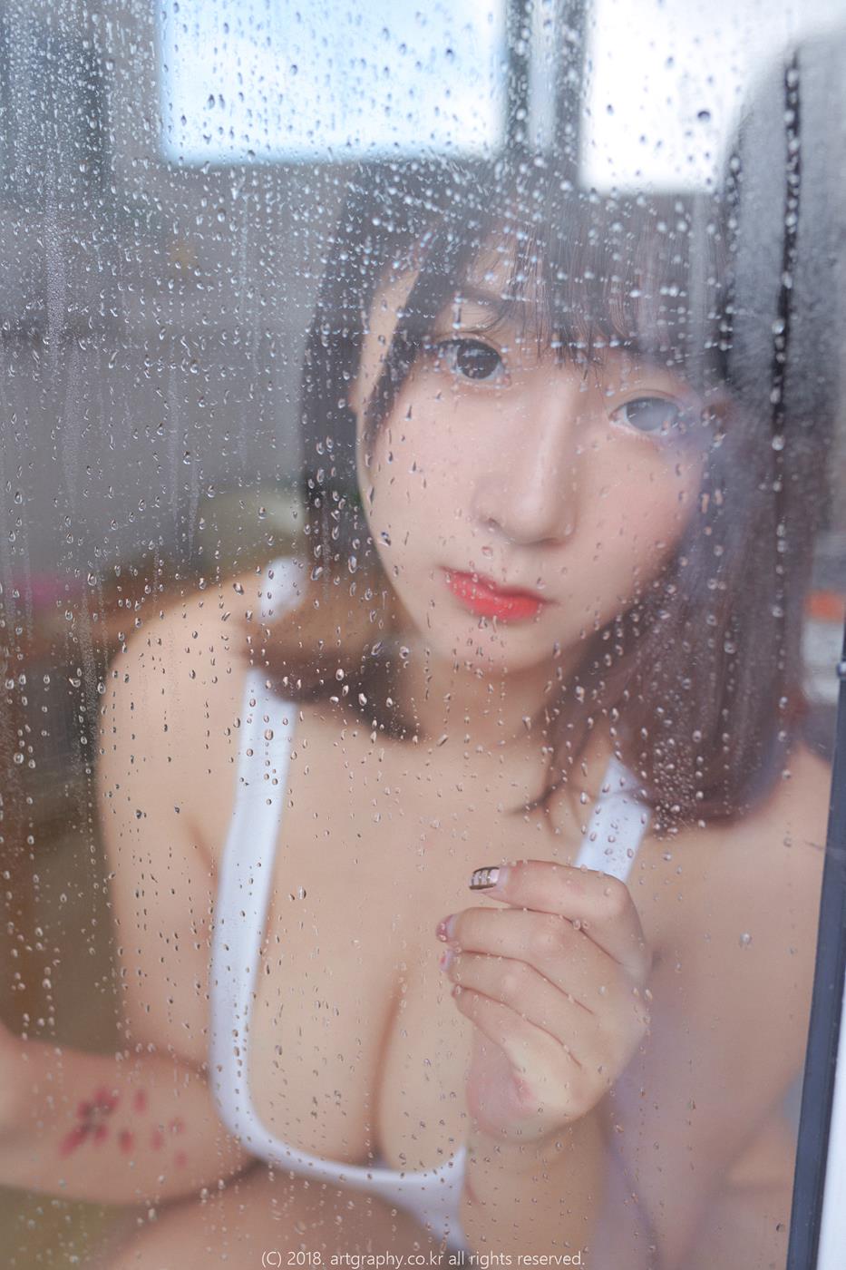 猫九酱  白色连体衣 [34P/102MB]