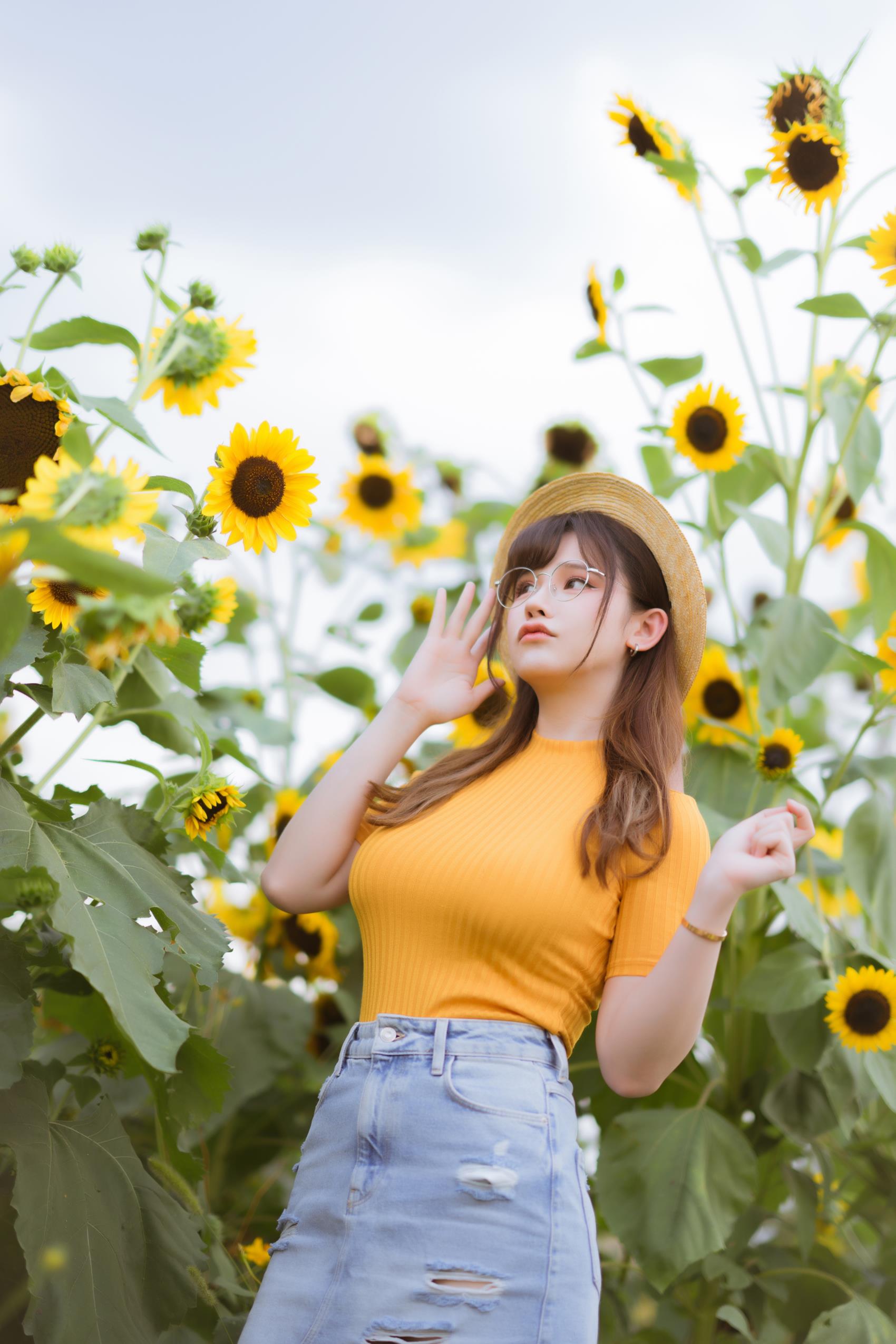 前羽_rr - 向日葵[11P/137MB ]