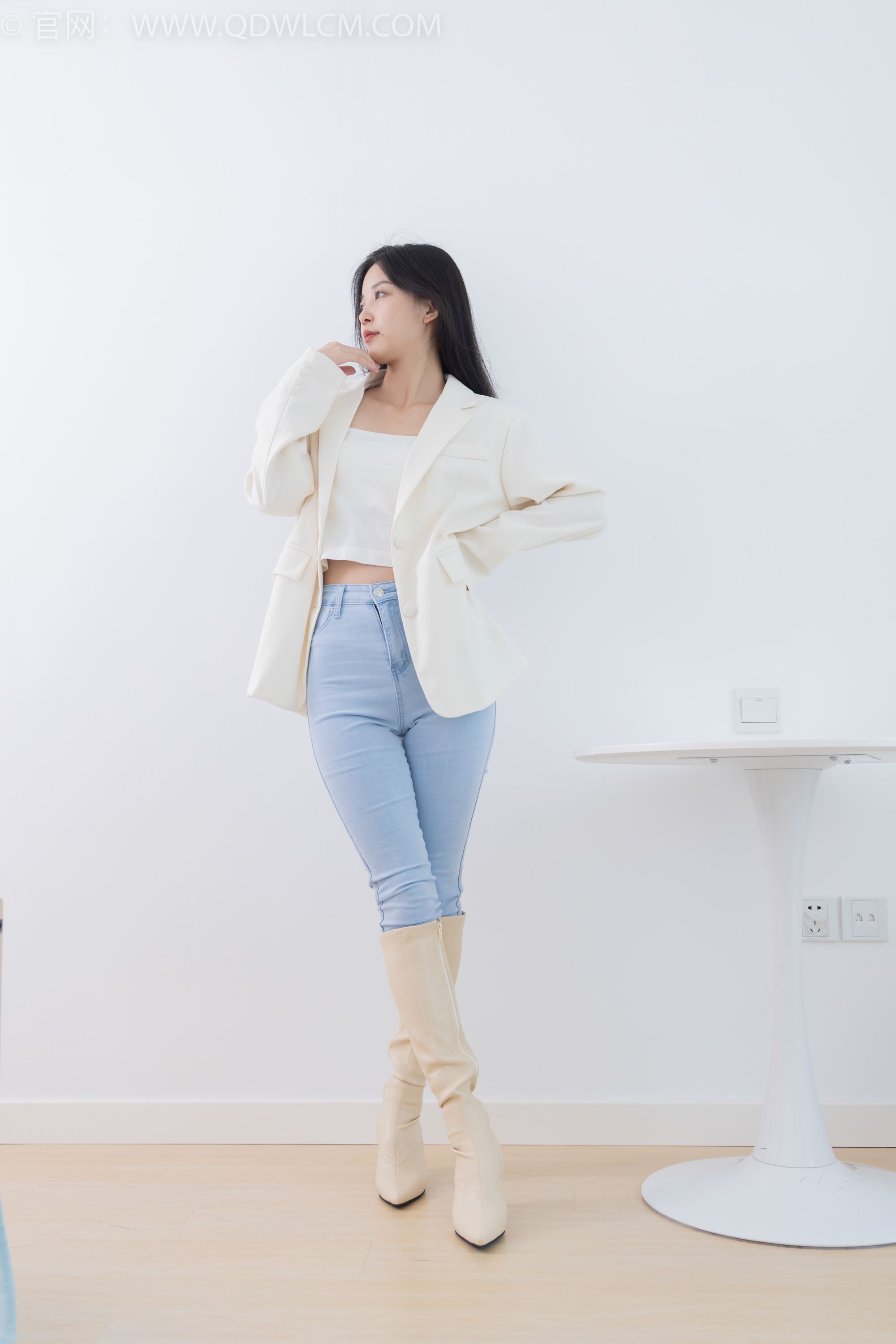 物恋传媒 NO.1712 茯苓-玫瑰生长[155P/1V/3.43GB]