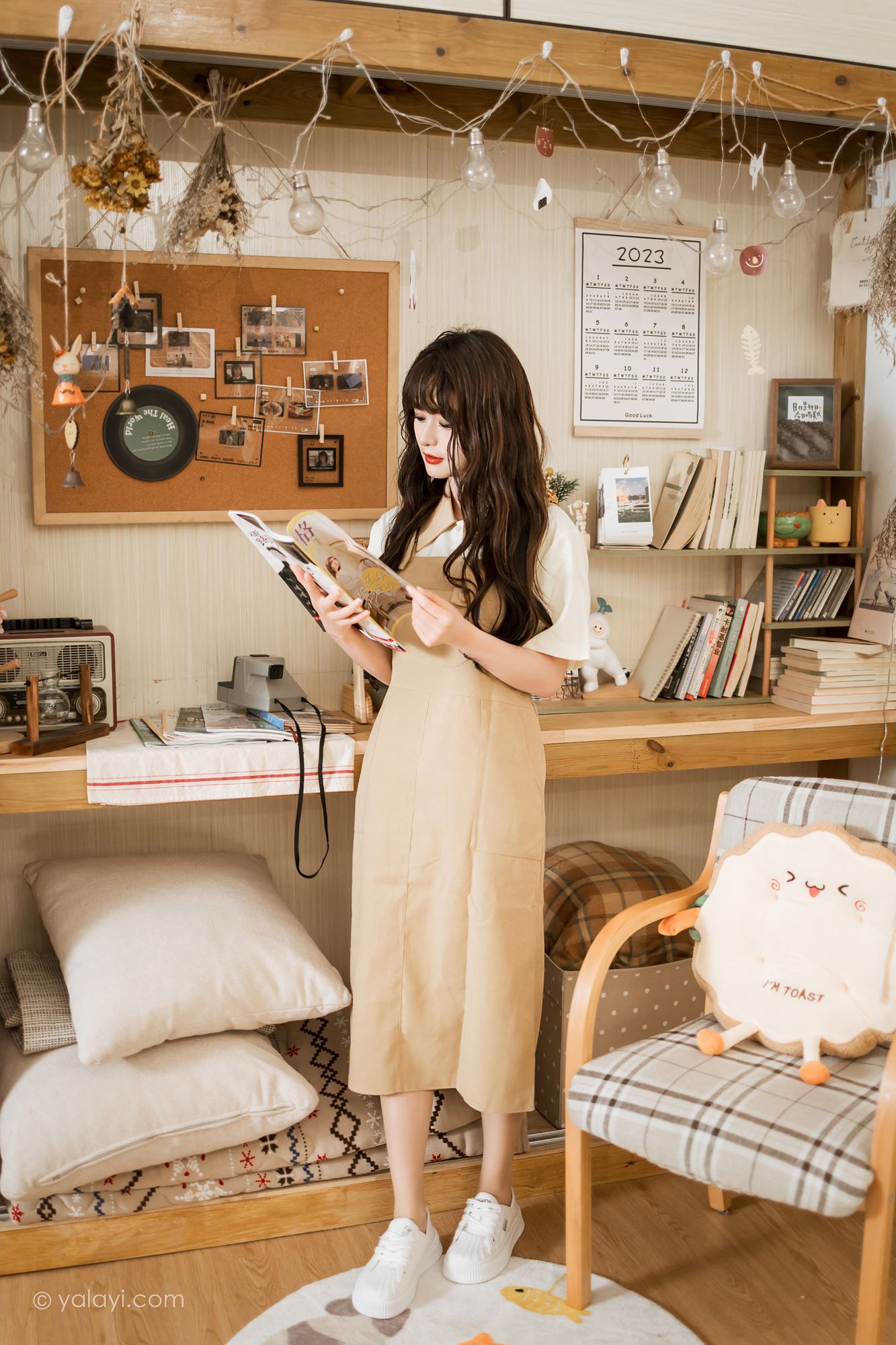 [YALAYI雅拉伊]2023.05.02 NO.1025 惬意的悠闲时光 小亭[45+1P/501MB]