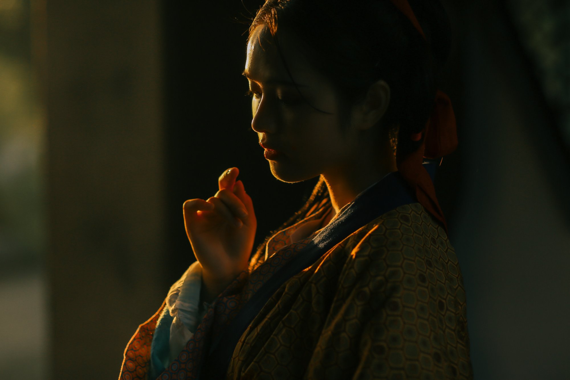 [YITUYU艺图语]2022.07.26 愁红 溪木若颖[24+1P/197MB]