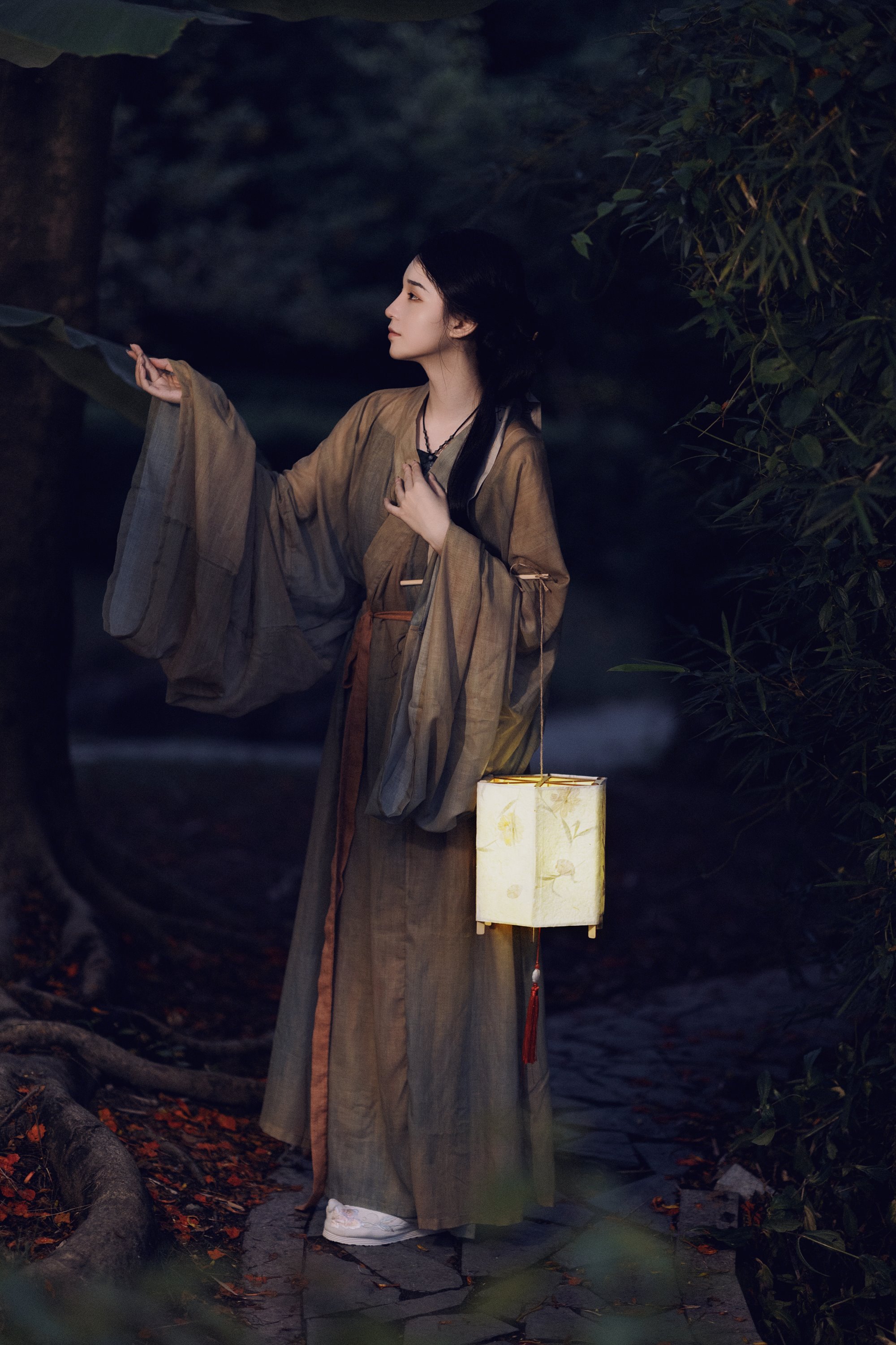 [YITUYU艺图语]2022.07.19 夜游记 秋水[33+1P/347MB]