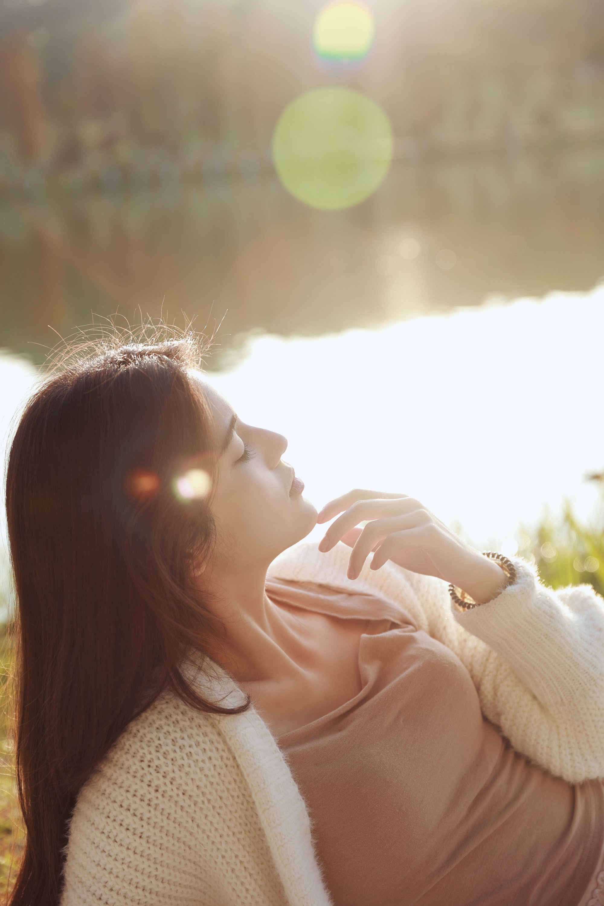 [YITUYU艺图语] 2022.07.13 温柔的光与你 诗诗 [43P/284MB]