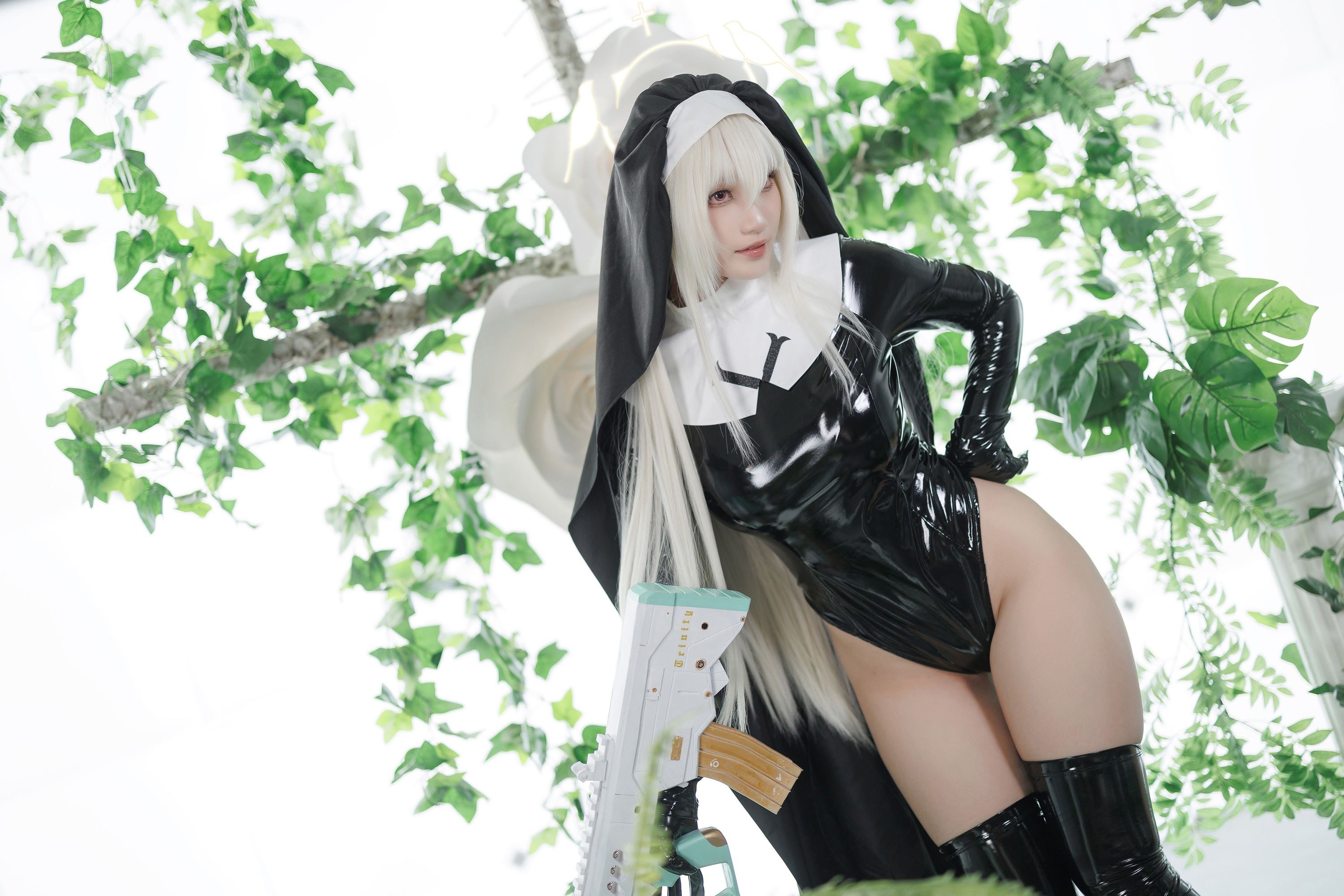 Cien恩恩  碧蓝档案 歌住樱子[34P/54MB]