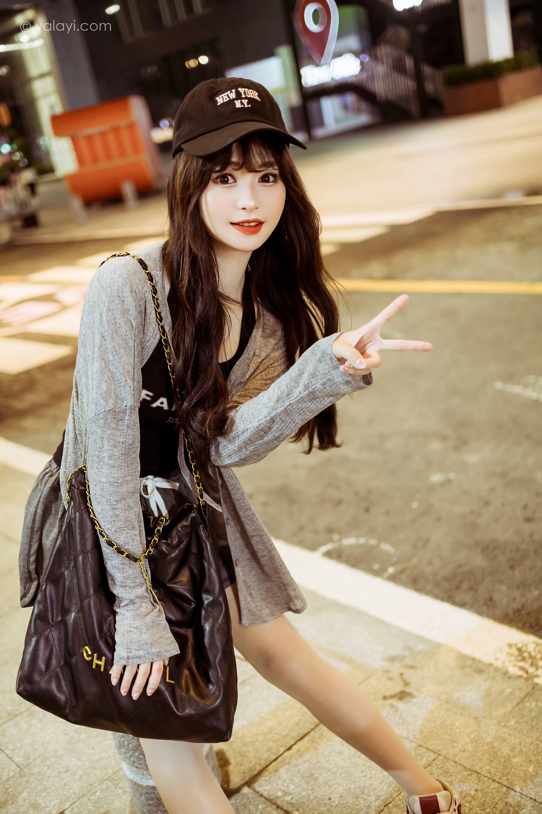 [YALAYI雅拉伊]2023.05.29 NO.1035 与你逛逛街 小亭[45+1P/568MB]