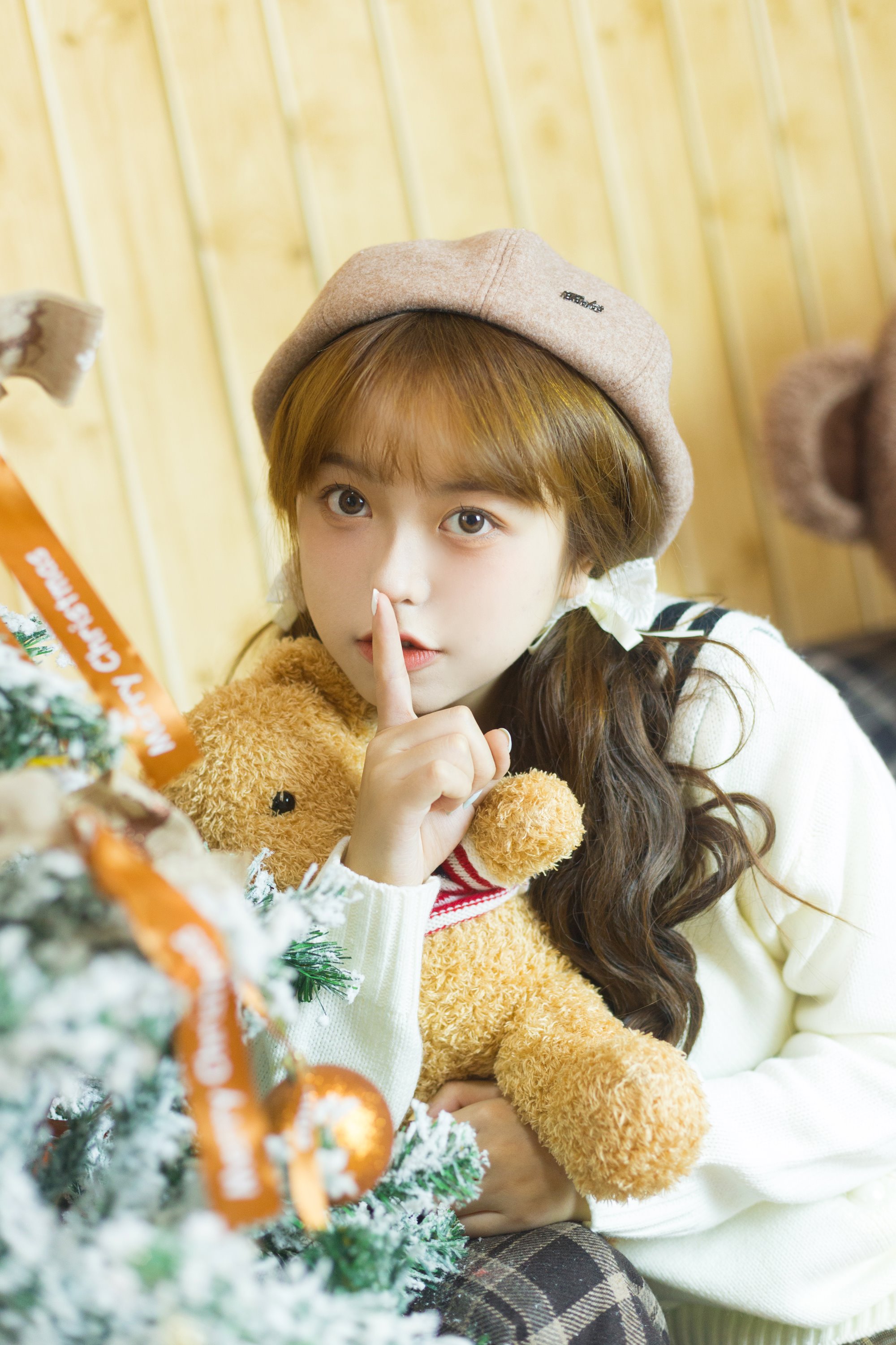 [YITUYU艺图语]2022.07.22 栗子味的圣诞 哈吉麻花[22+1P/268MB]