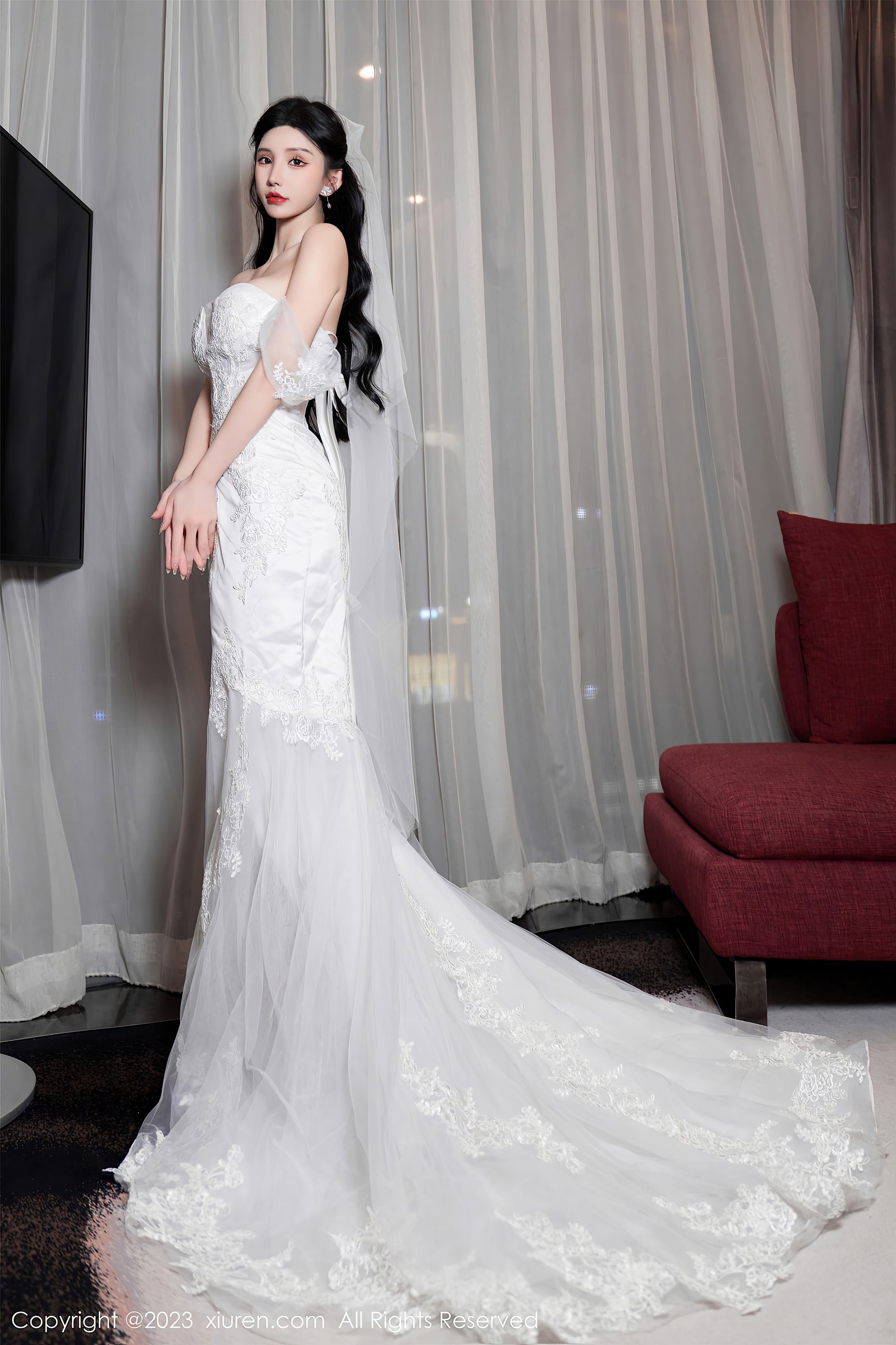 [XiuRen秀人网] 2023.09.28 No.7463 周于希Sally 丝袜美腿[101P/970MB]