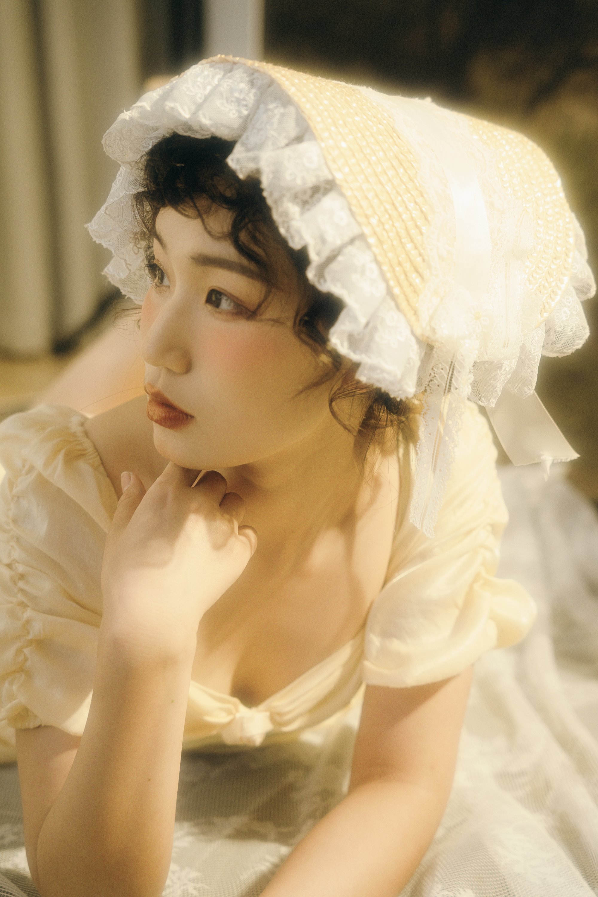 [YITUYU艺图语] 2022.07.16 半为美梦  半为真 黎子画画  [19P/150M]