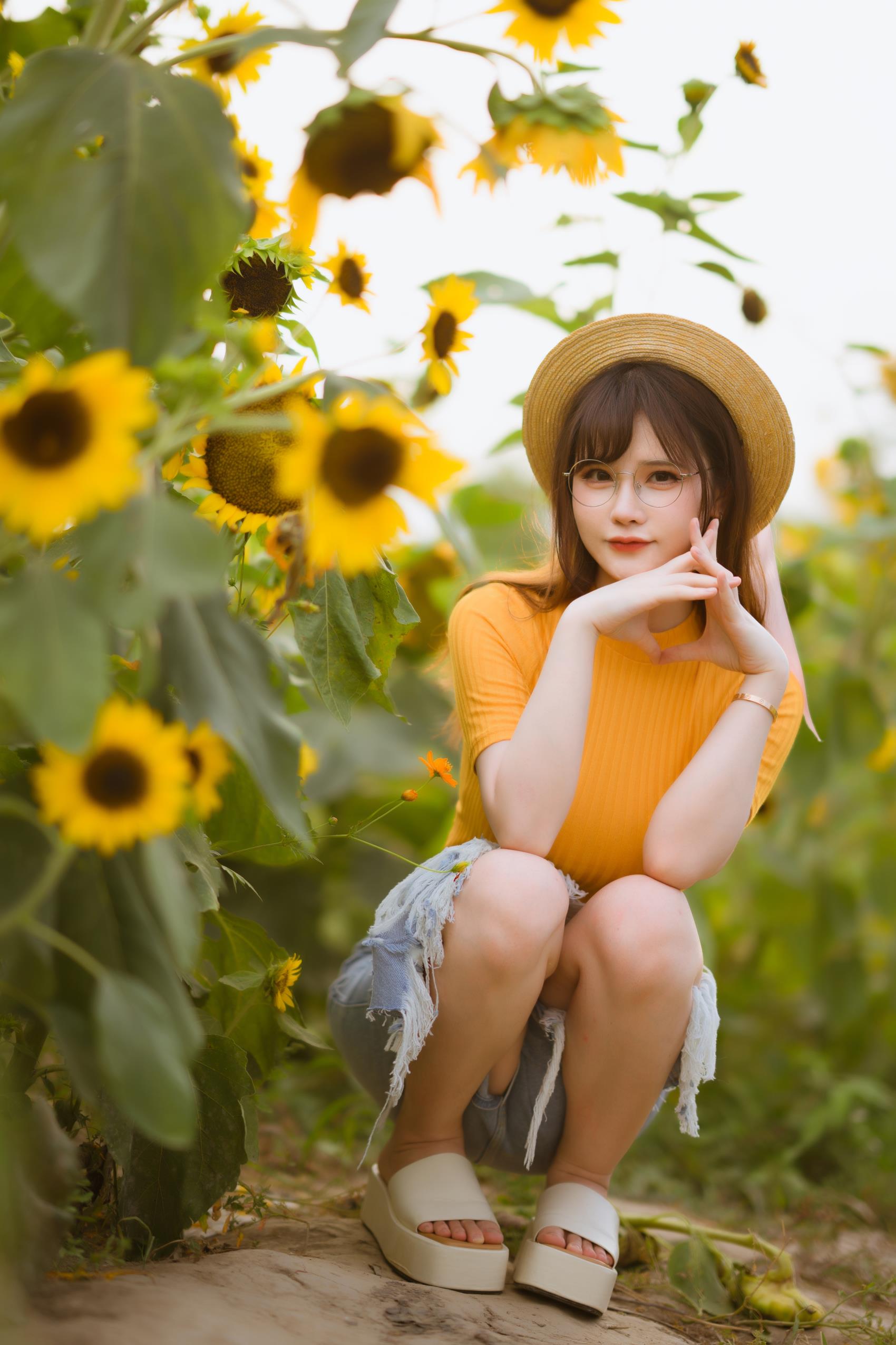 前羽_rr - 向日葵[11P/137MB ]