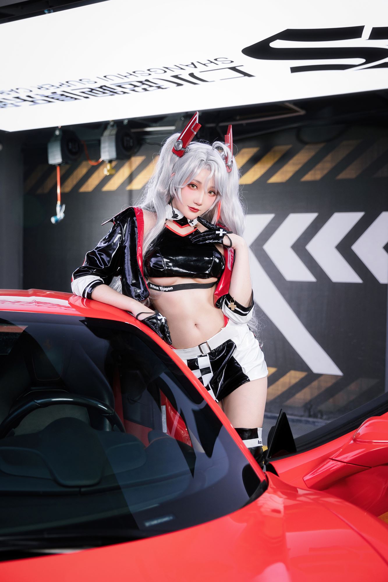 瓜希酱 &#038; Momoko葵葵 碧蓝航线-欧根&#038;企业-赛车女郎[58P/269MB]