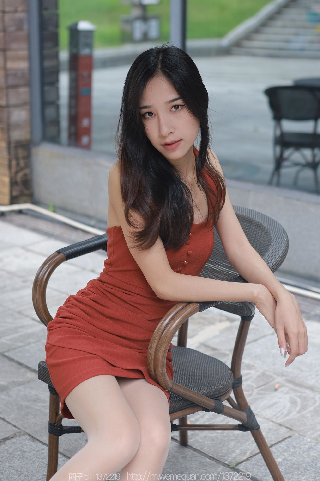 [IESS异思趣向] 2023.07.27 丝享家1492：美子《街头丽人》[86P/102MB]