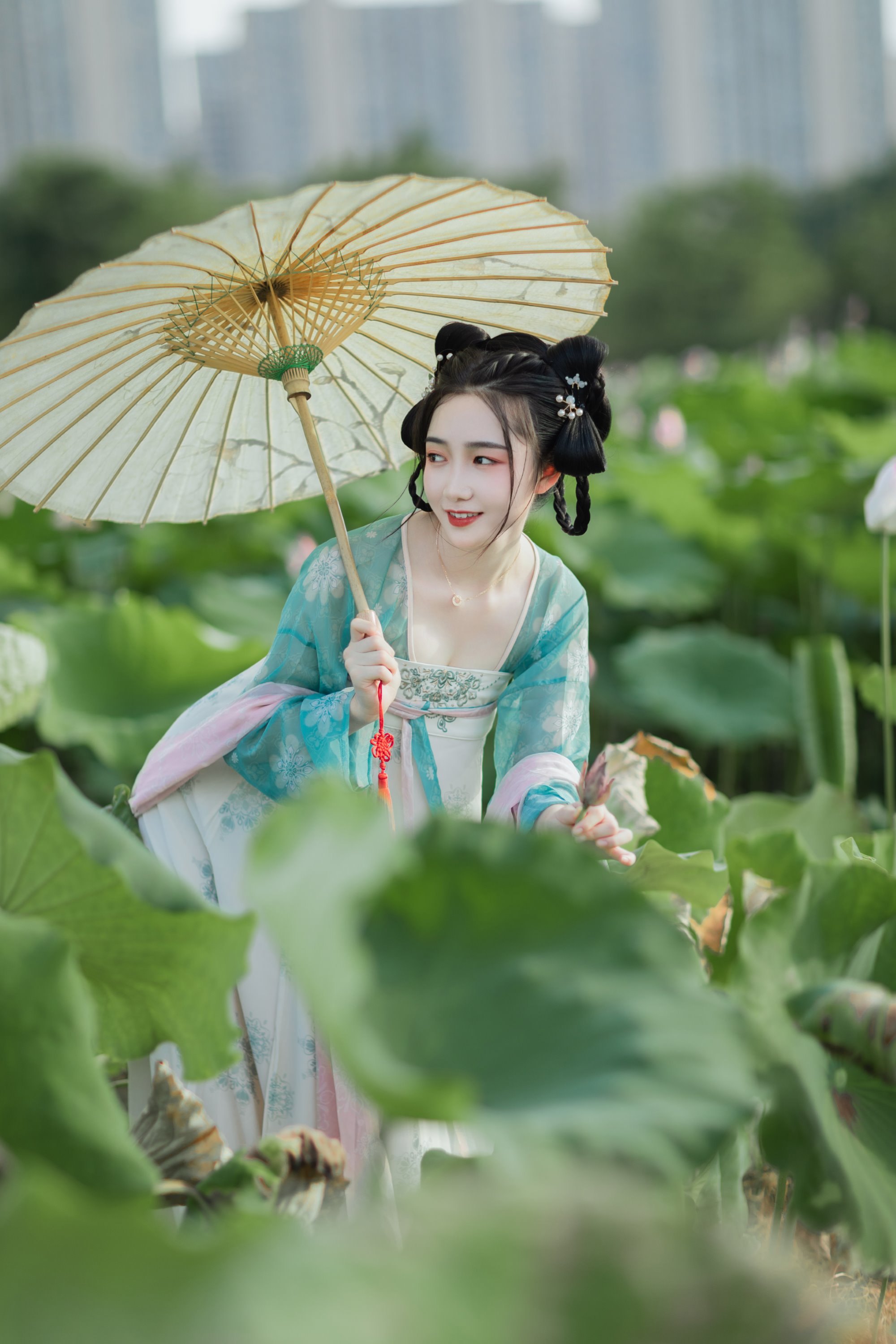 [YITUYU艺图语] 2022.07.16 采莲 佩佩  [24P/291M]