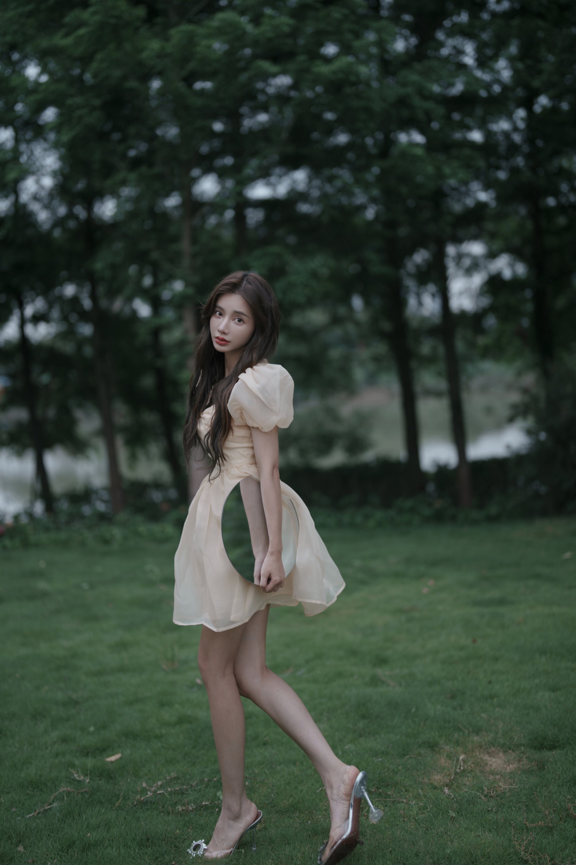 [YITUYU艺图语] 2022.07.16 阴雨天，森林里的精灵 姝雯同学 [61P/563M]