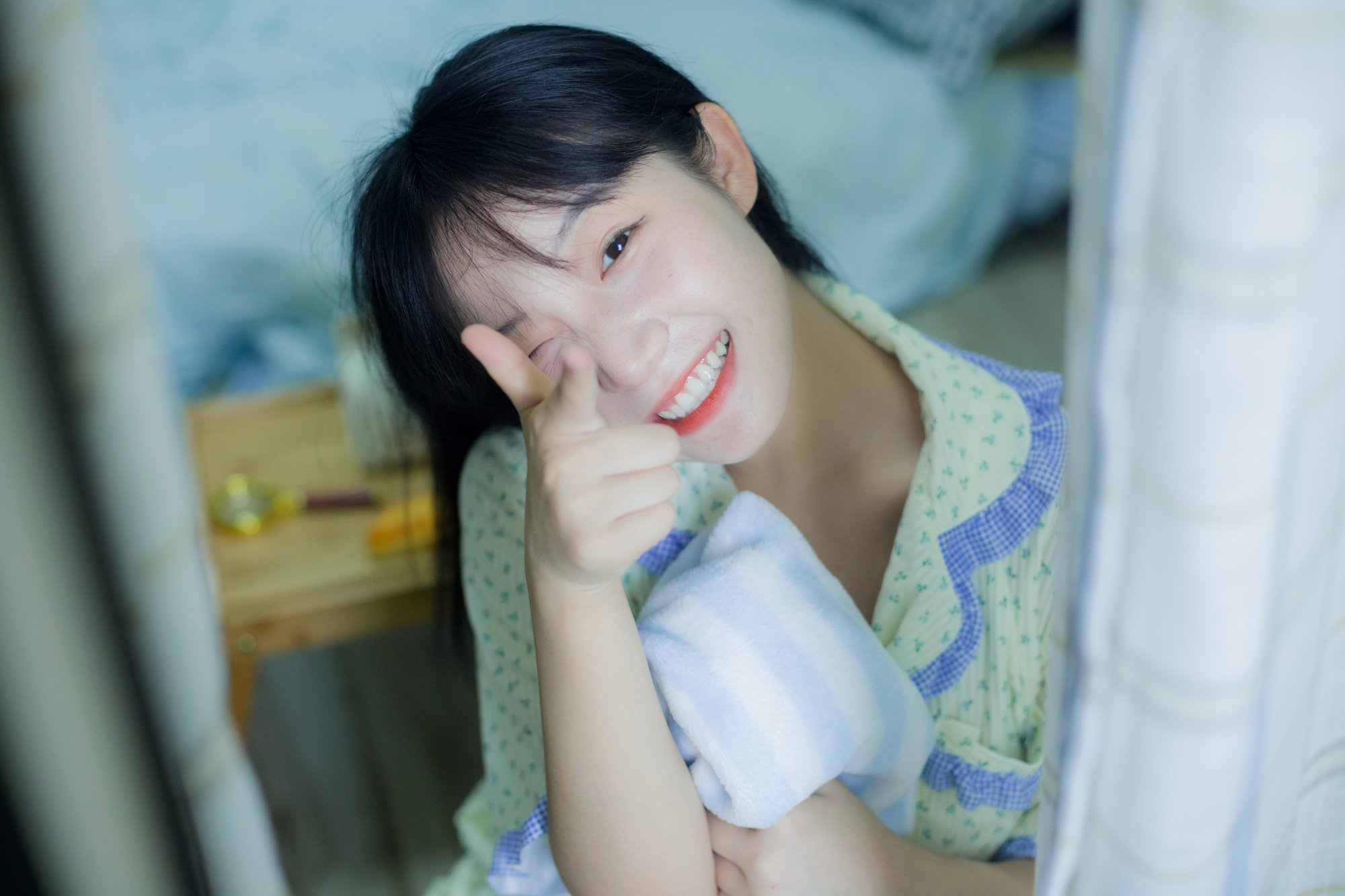 [YITUYU艺图语] 2022.07.14 早起开心一天 欧包包包 [26P/244M]