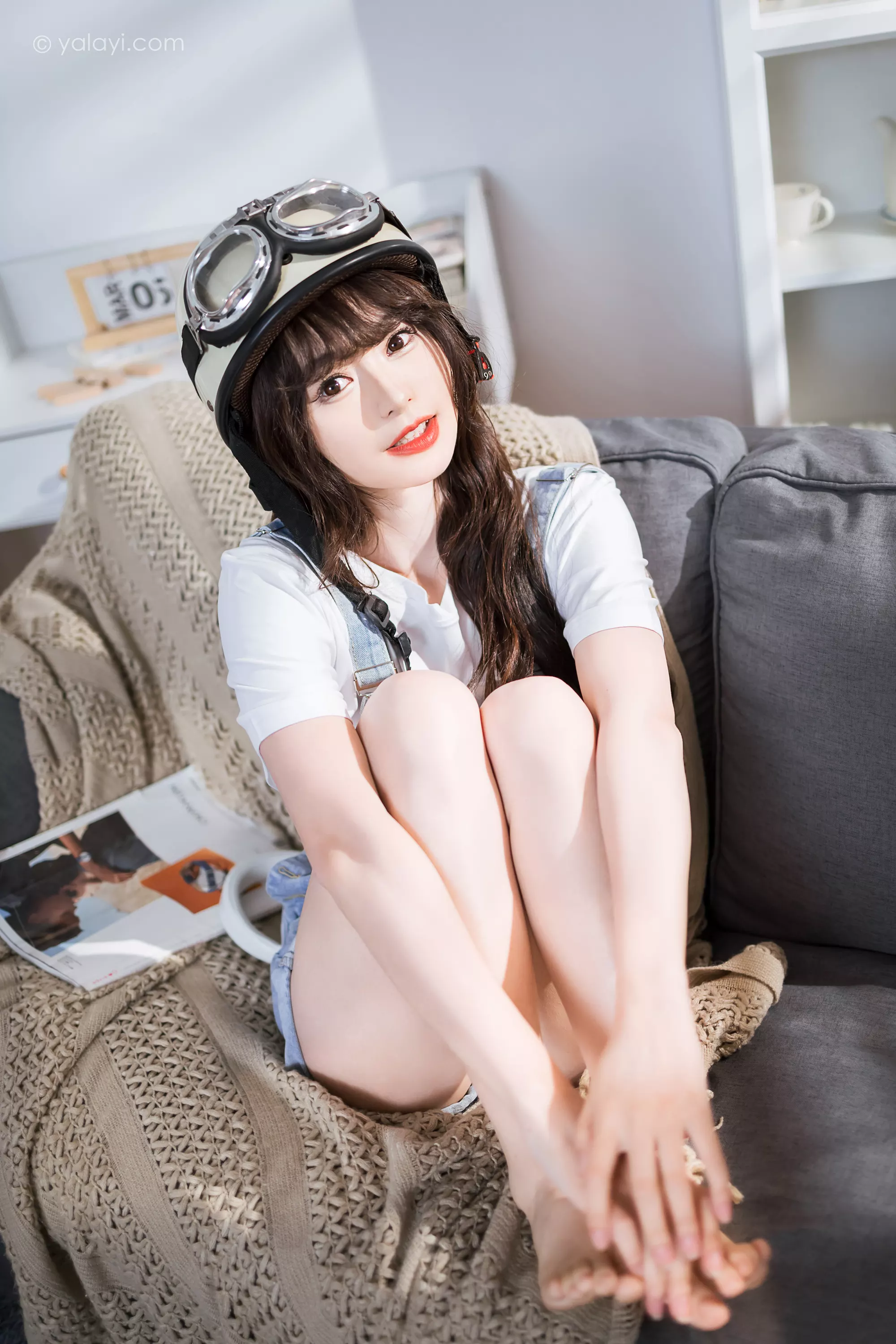 [YALAYI雅拉伊]2023.05.12 NO.1031 穿吊带牛仔裤的少女 小亭[45+1P/459MB]