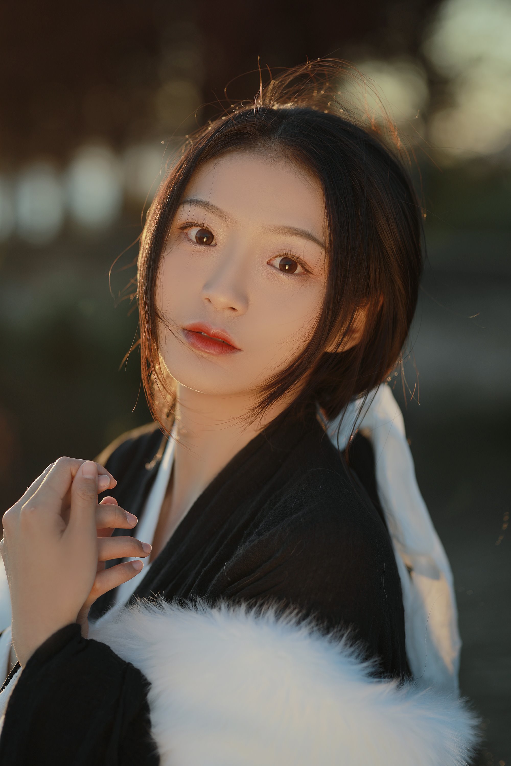 [YITUYU艺图语] 2022.07.15 落日余晖 nya酱的铃铛铛 [35P/595M]