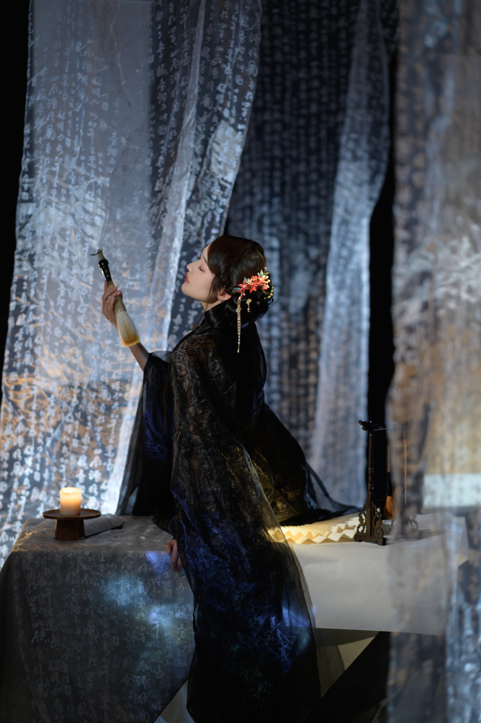 [YITUYU艺图语]2022.07.22 执笔之思 兔子Zzz不吃胡萝卜[35+1P/380MB]