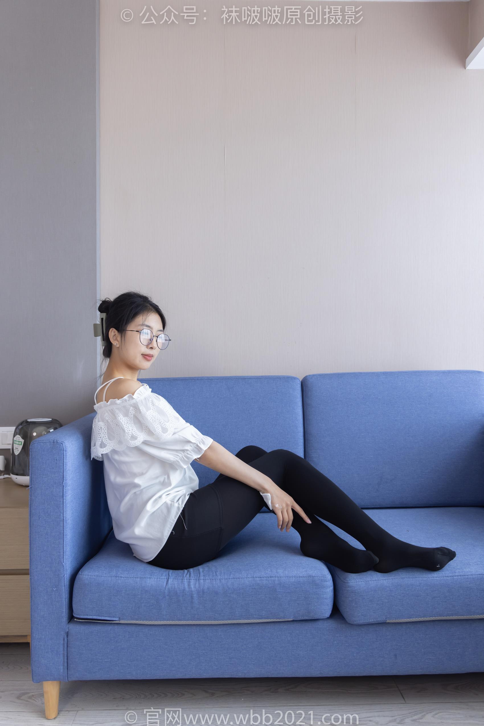 [BoBoSocks袜啵啵]NO.295 奶油-高跟鞋、平底鞋、厚黑丝、薄黑丝[140P/1V/5.62GB]