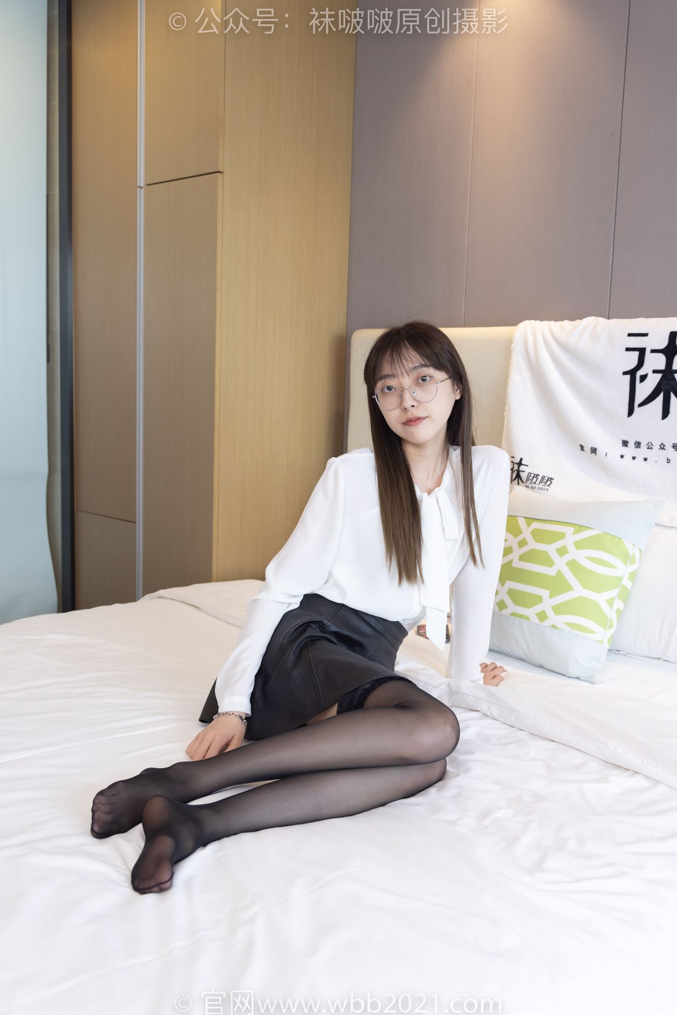 [BoBoSocks袜啵啵]NO.285 稚予-两双高跟鞋、灰丝大腿袜、黑丝大腿袜[145P/1V/5.46GB]