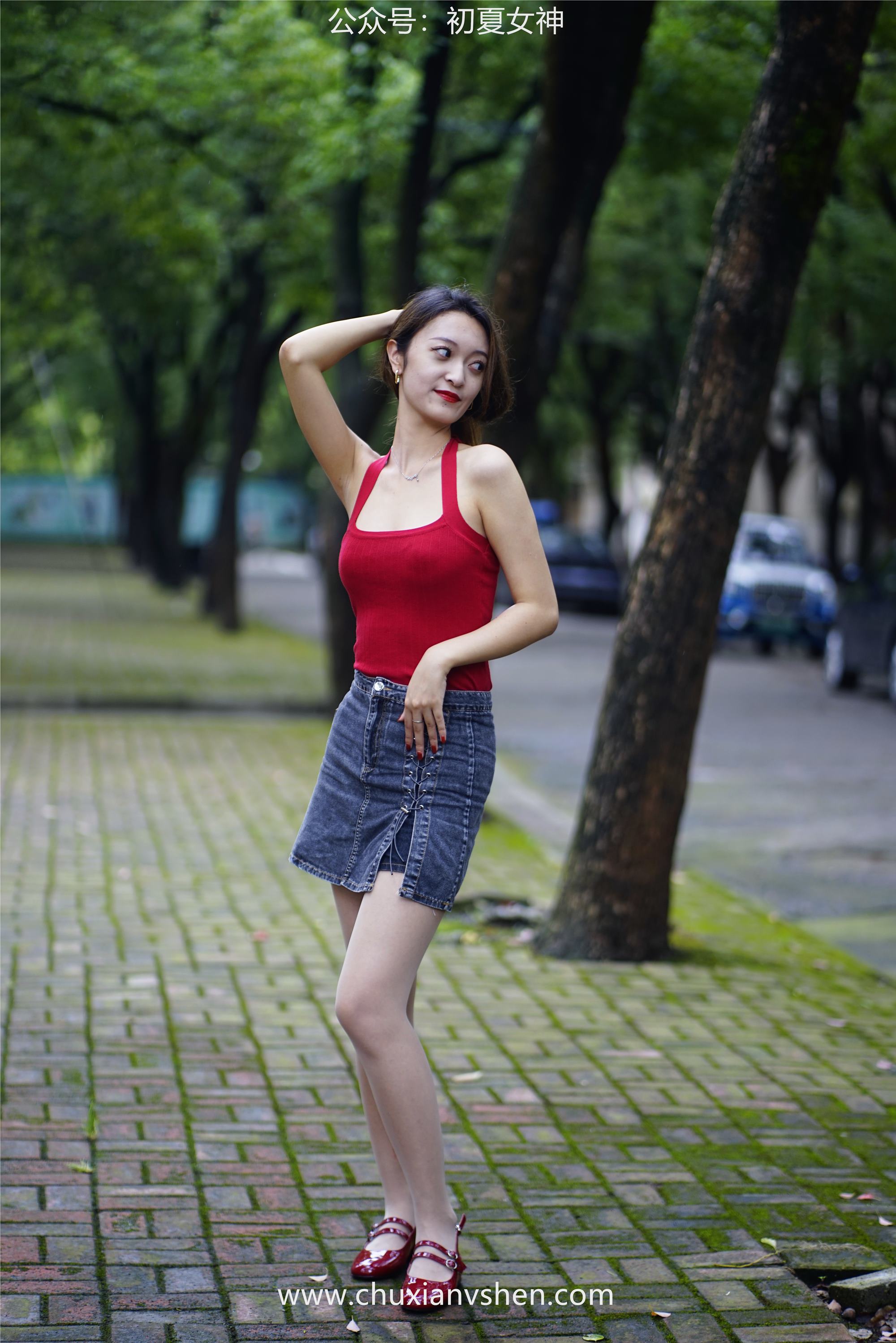 初夏女神 NO.058 依依 复古街头[130P/1V/4.44GB]