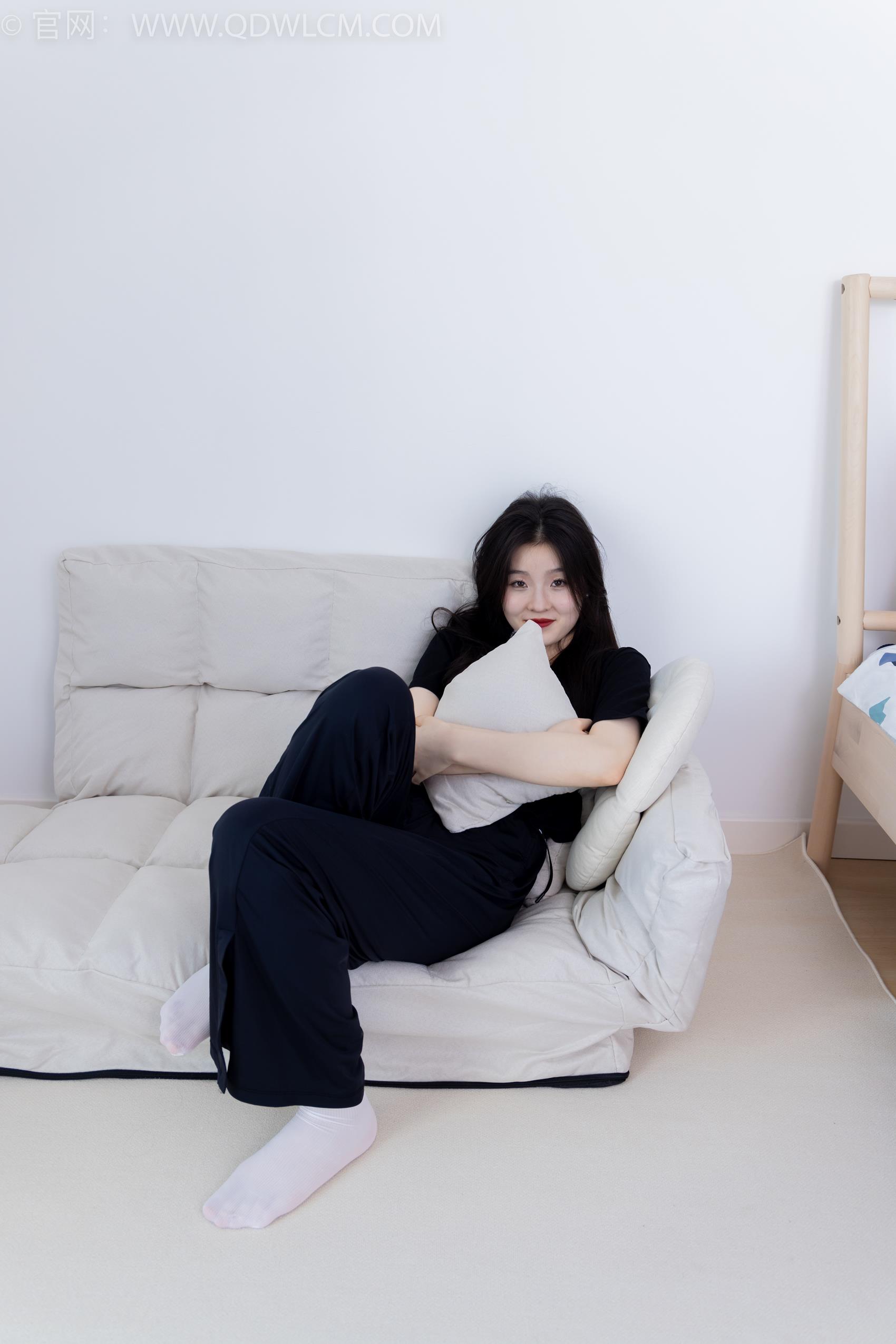 物恋传媒 NO.1729 青柠-镜花水月[150P/1V/3.77GB]