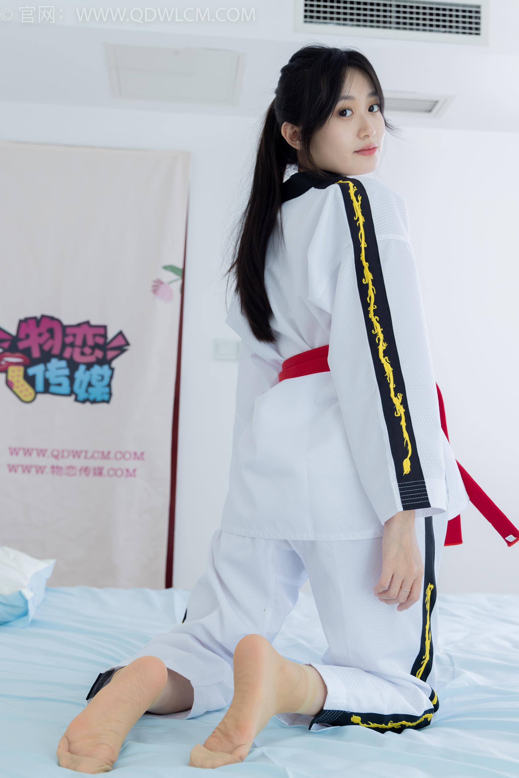 物恋传媒 NO.1726 小敏-爱的抛物线[160P/1V/3.66GB]