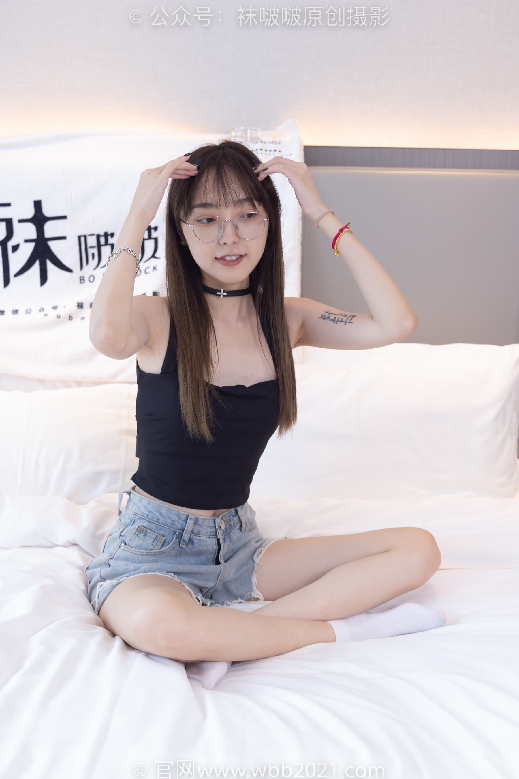 [BoBoSocks袜啵啵]NO.291 稚予-长靴、板鞋、白棉袜、黑棉袜、裸足[145P/1V/5.34GB]