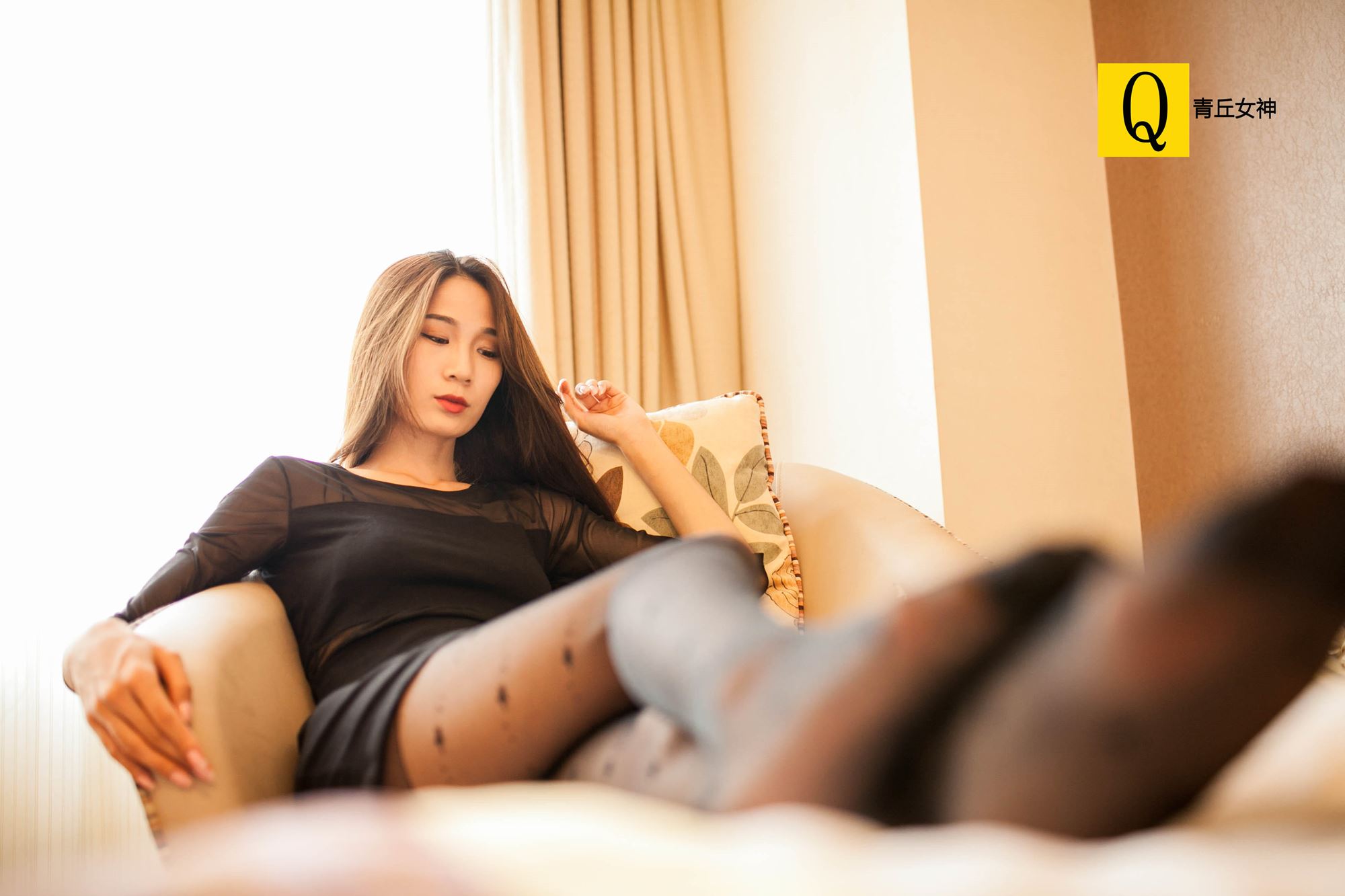 [青丘女神] NO.036 黑丝 [99P/41.27MB]