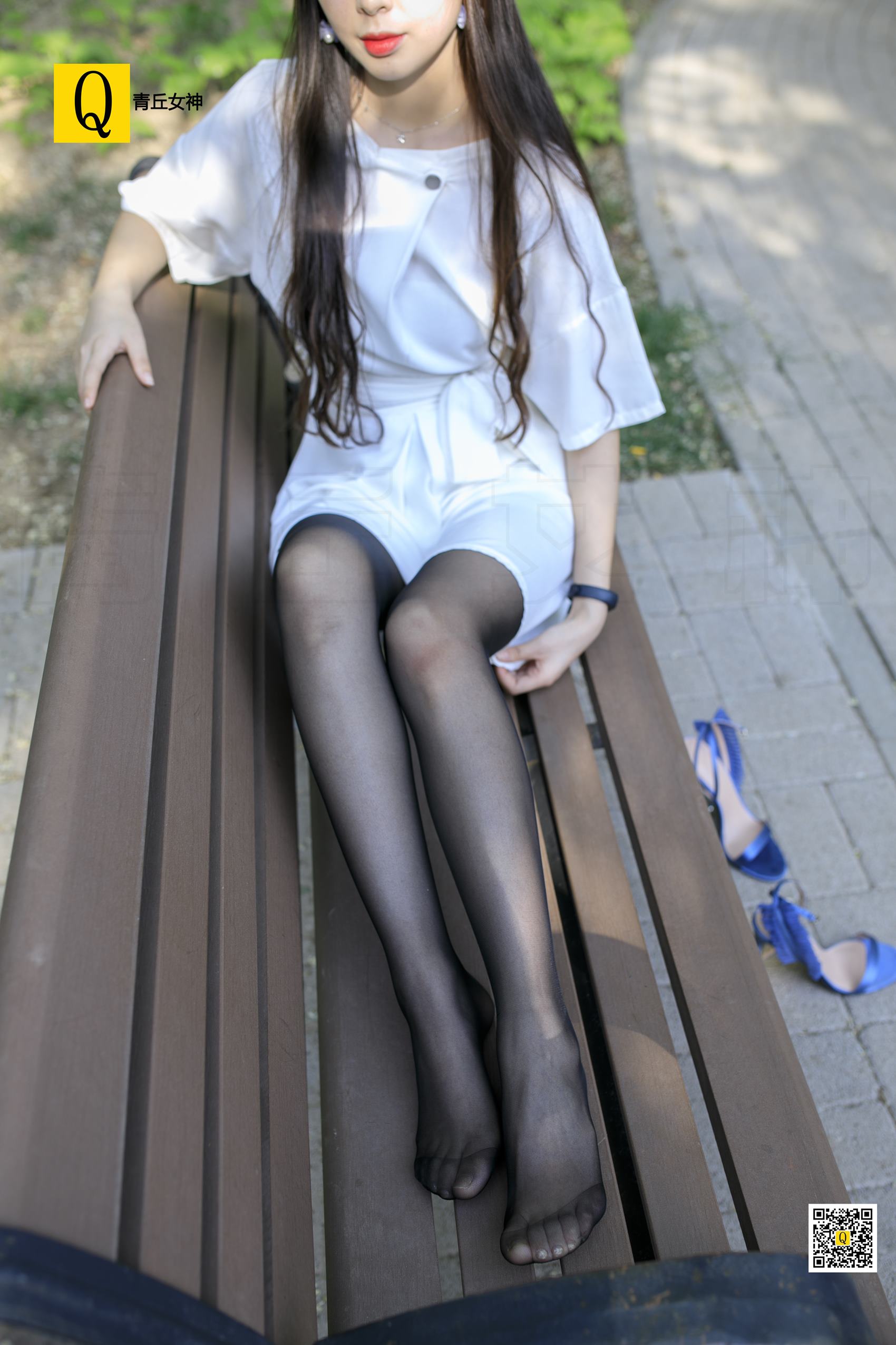 [青丘女神] NO.101 2018.05.12 色高跟与嘿丝 高清版 [104P/231MB]