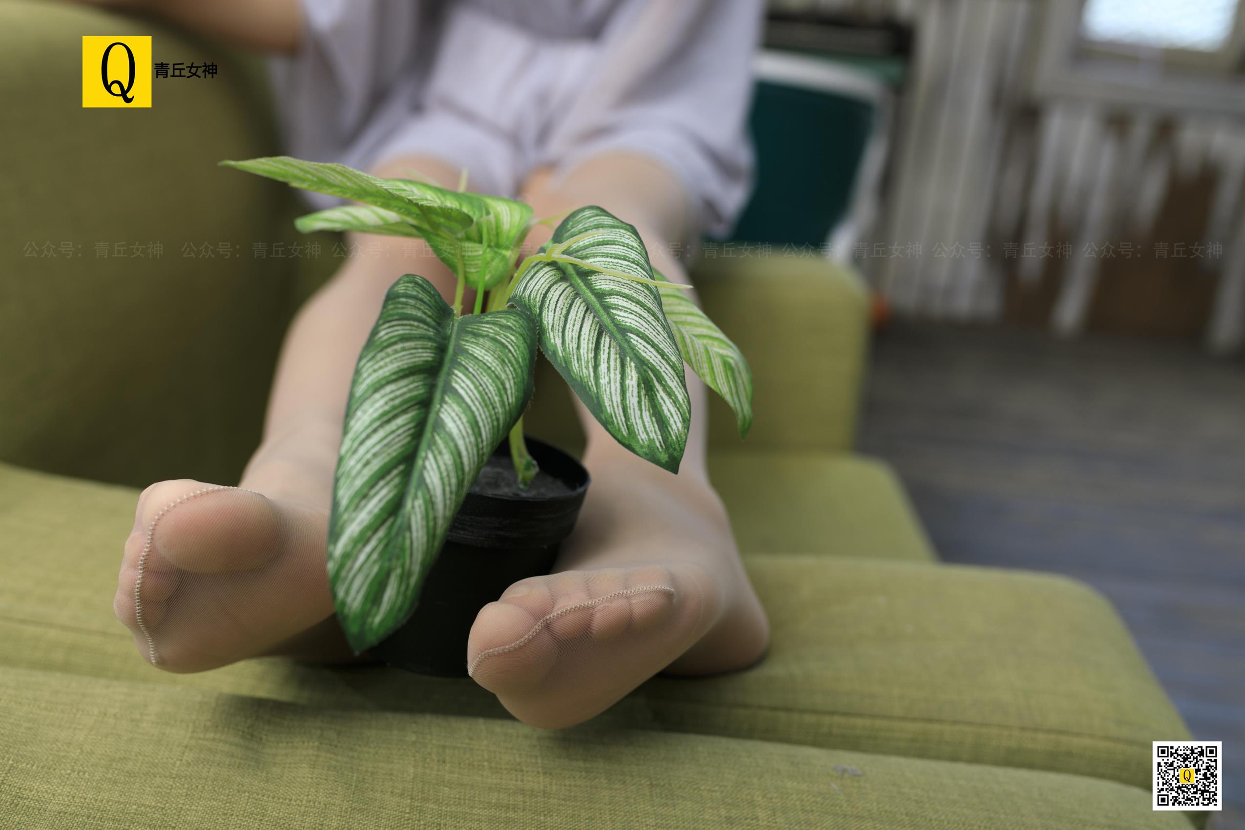 [青丘女神] 2018.08.15 NO.108 蜕变 [99P/111MB]