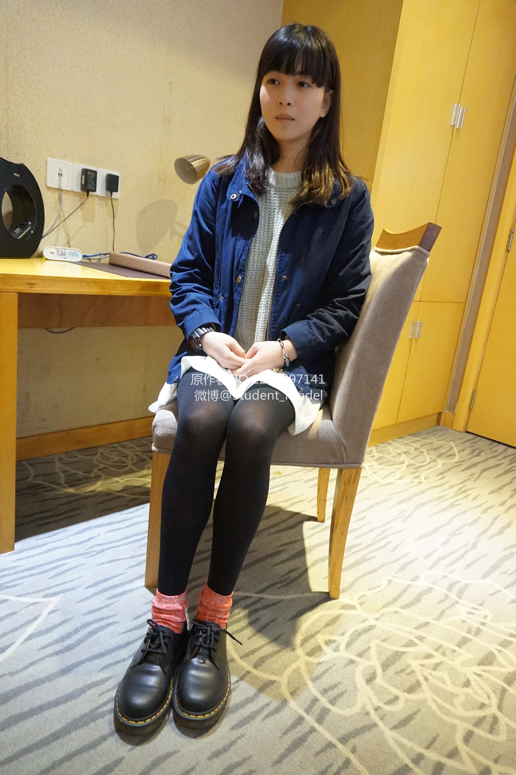 students学生美腿每足 040 小紫 [80P/254MB]