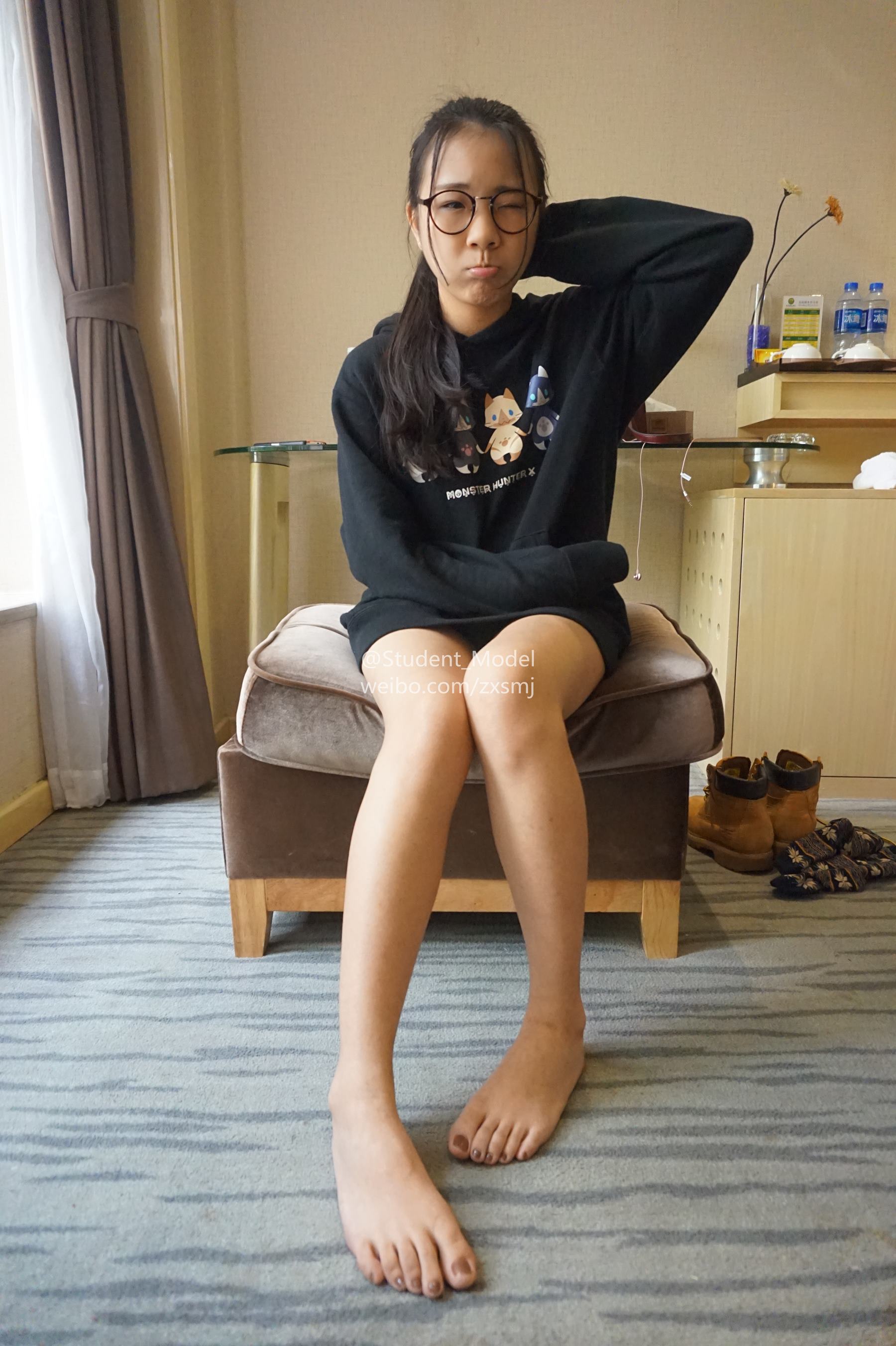 students学生美腿每足 014 超嫩的小Q [68P/196MB]