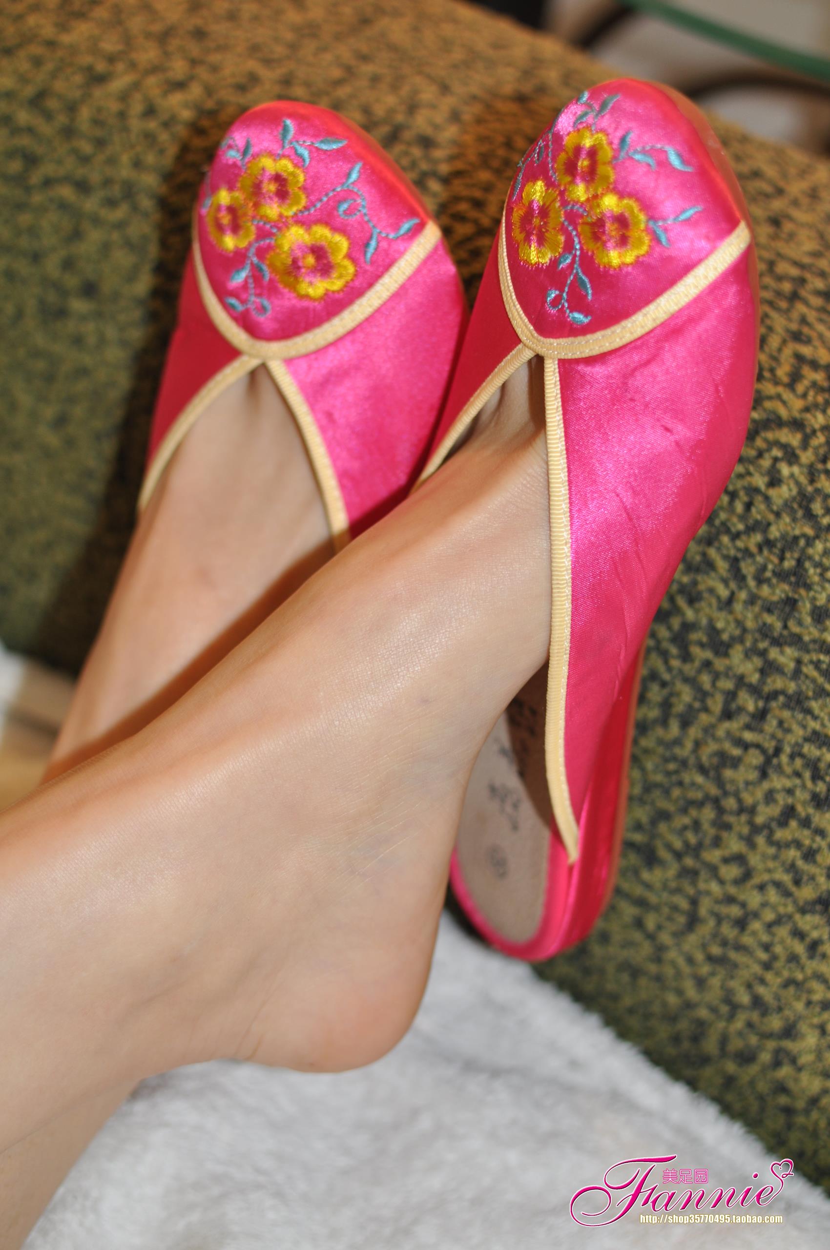 Fannie芬妮每足园 No.277 裸足高跟肉丝特辑 [55P/167MB]