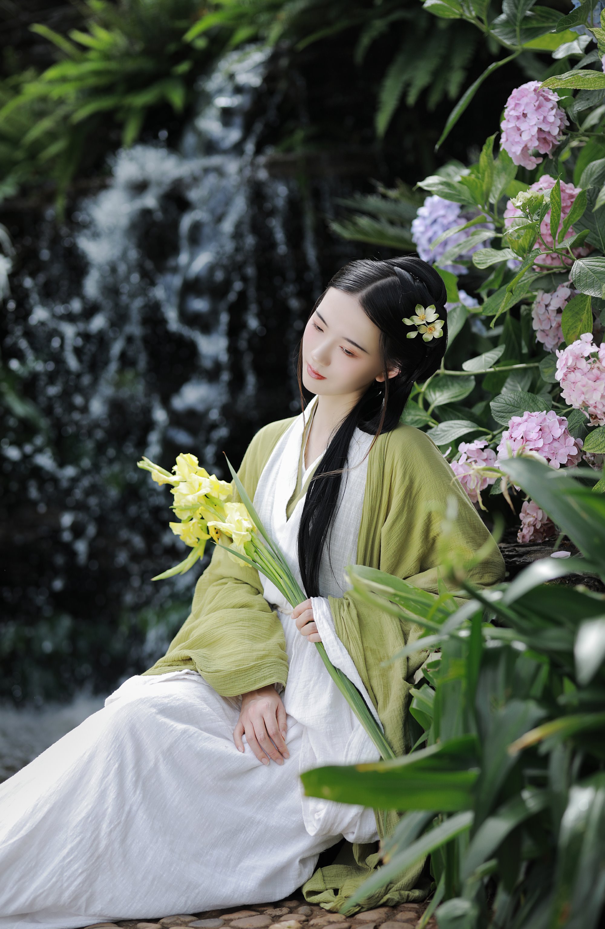 [YITUYU艺图语]2022.08.01 碧玉 Z[26+1P/467MB]