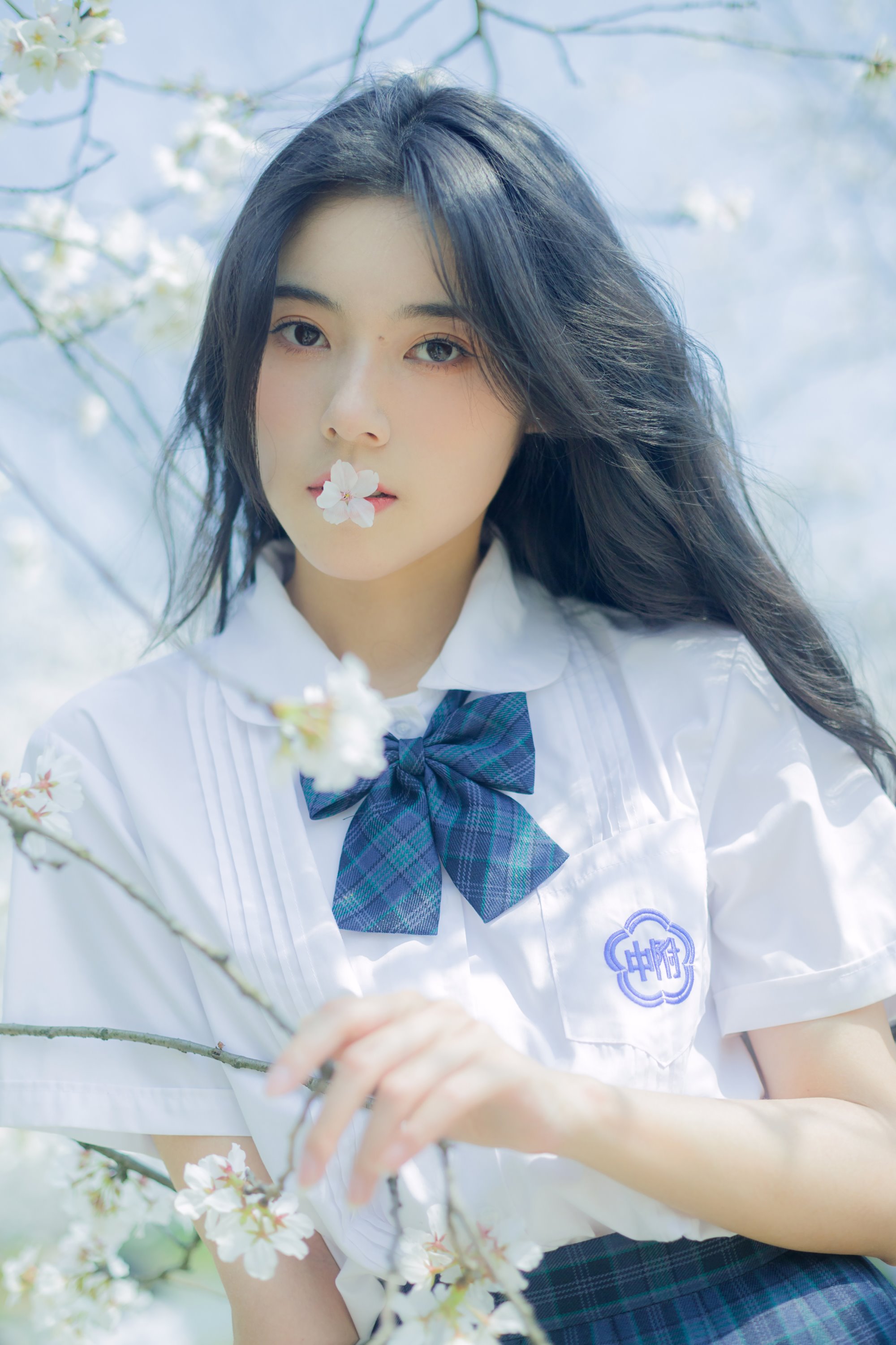 [YITUYU艺图语]2022.08.04 吉野吉野 静鏡婧[33+1P/261MB]