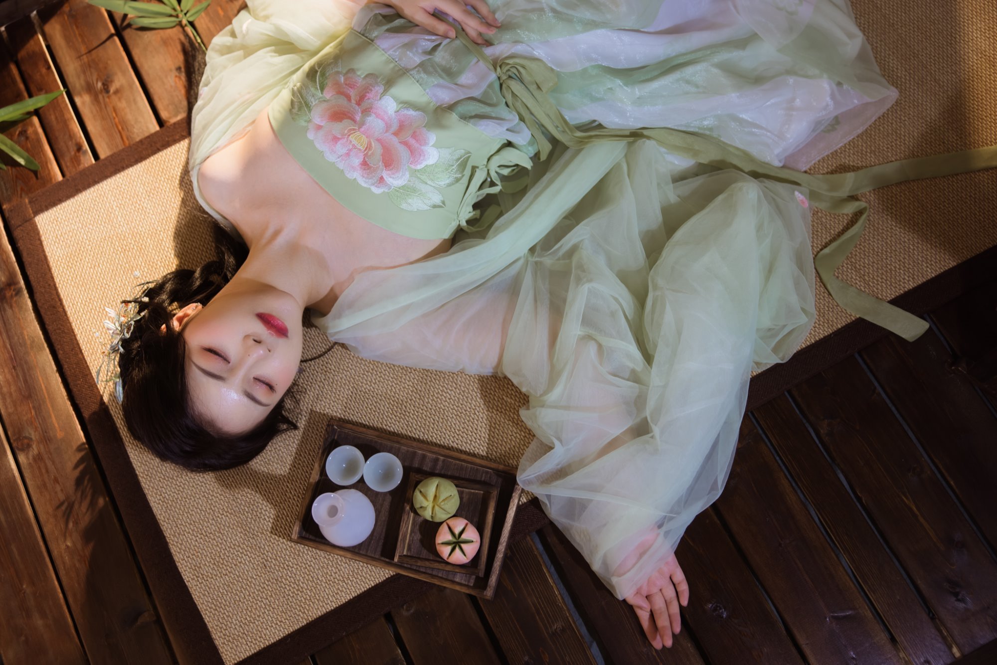 [YITUYU艺图语]2022.08.05 夏日庭院 公子不坏__[21+1P/310MB]