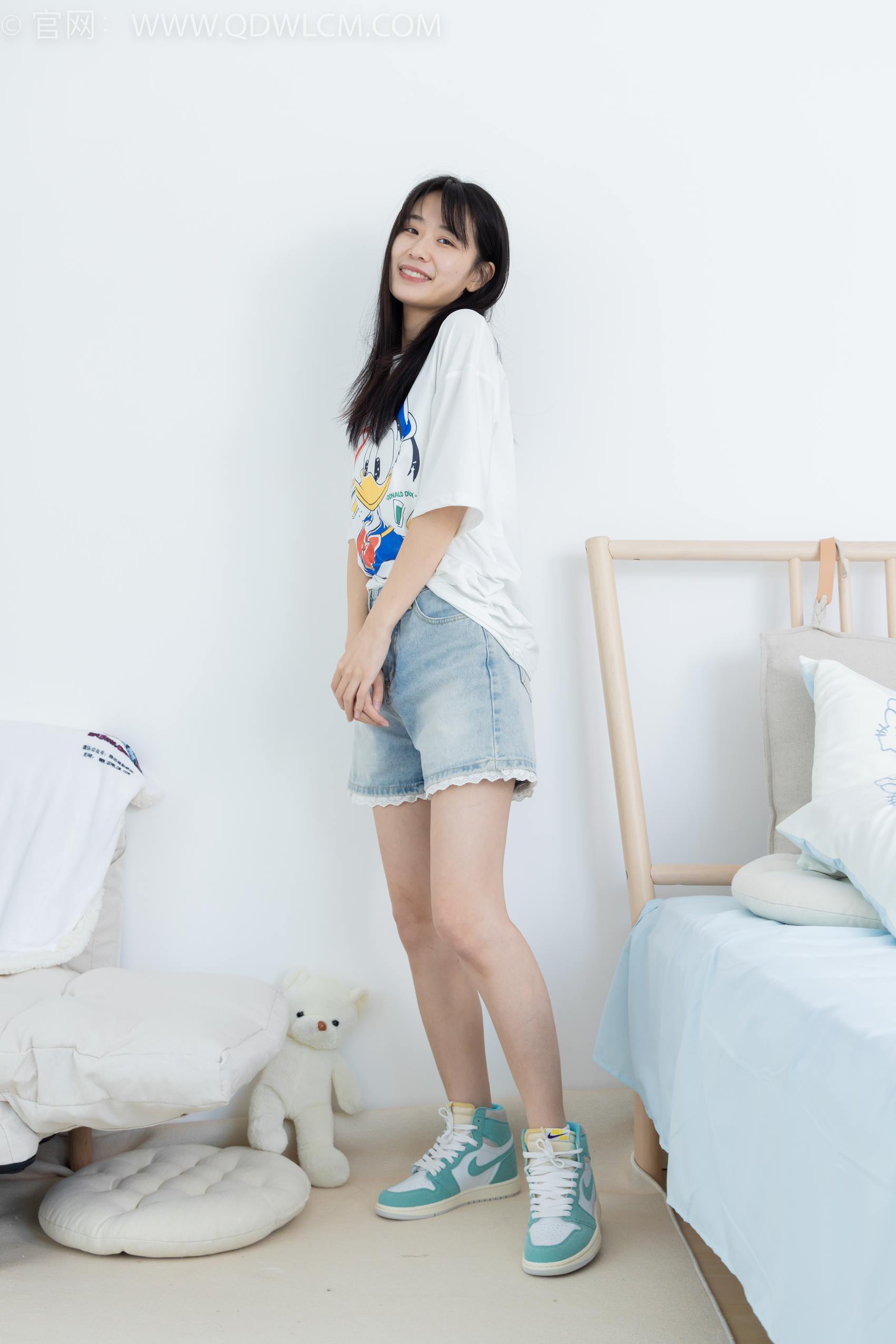物恋传媒 NO.1759 菜菜-不可错过[150P/1V/3.39GB]