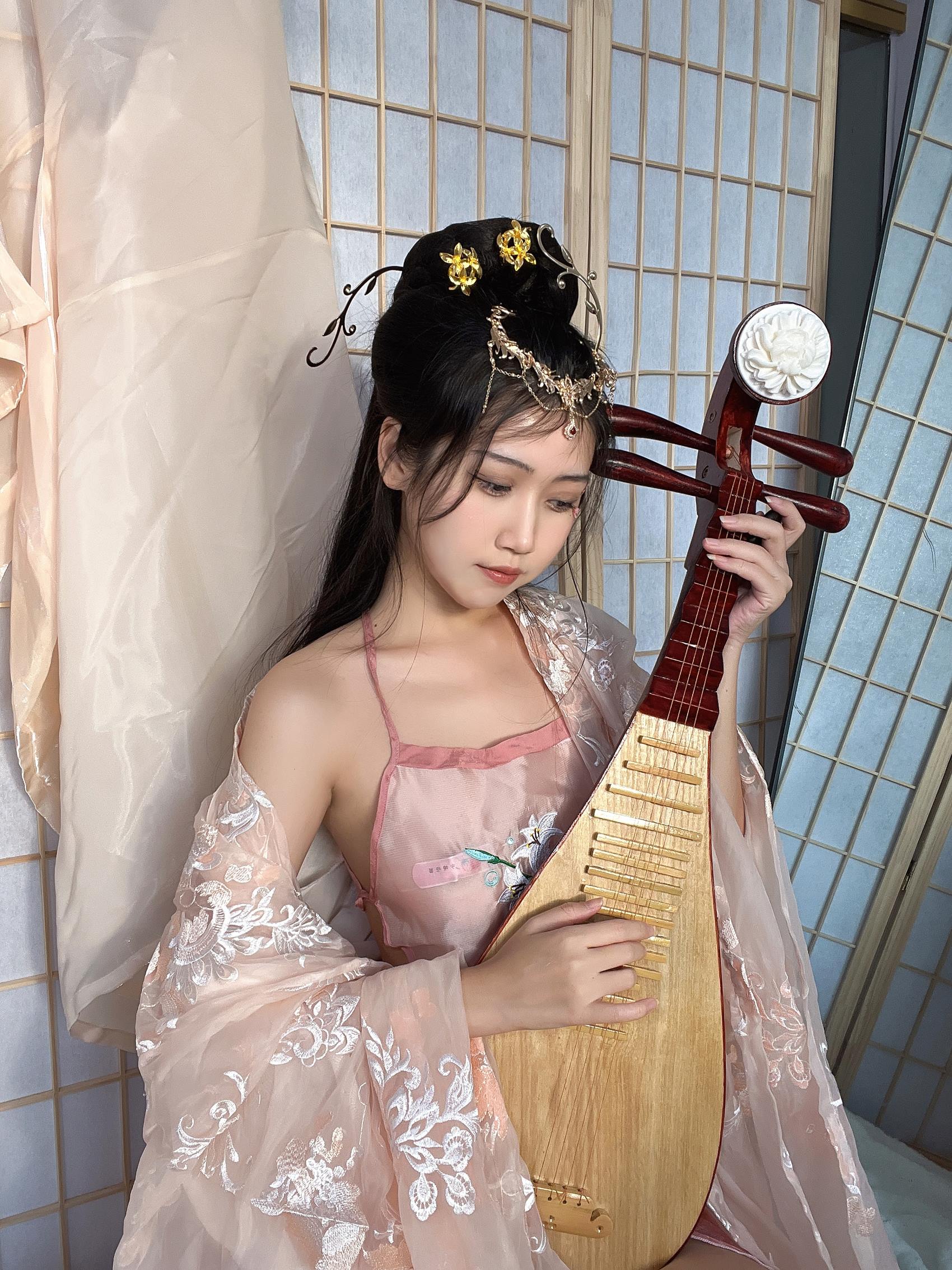 不呆猫 - 宫廷仕女[56P/1V/572MB]