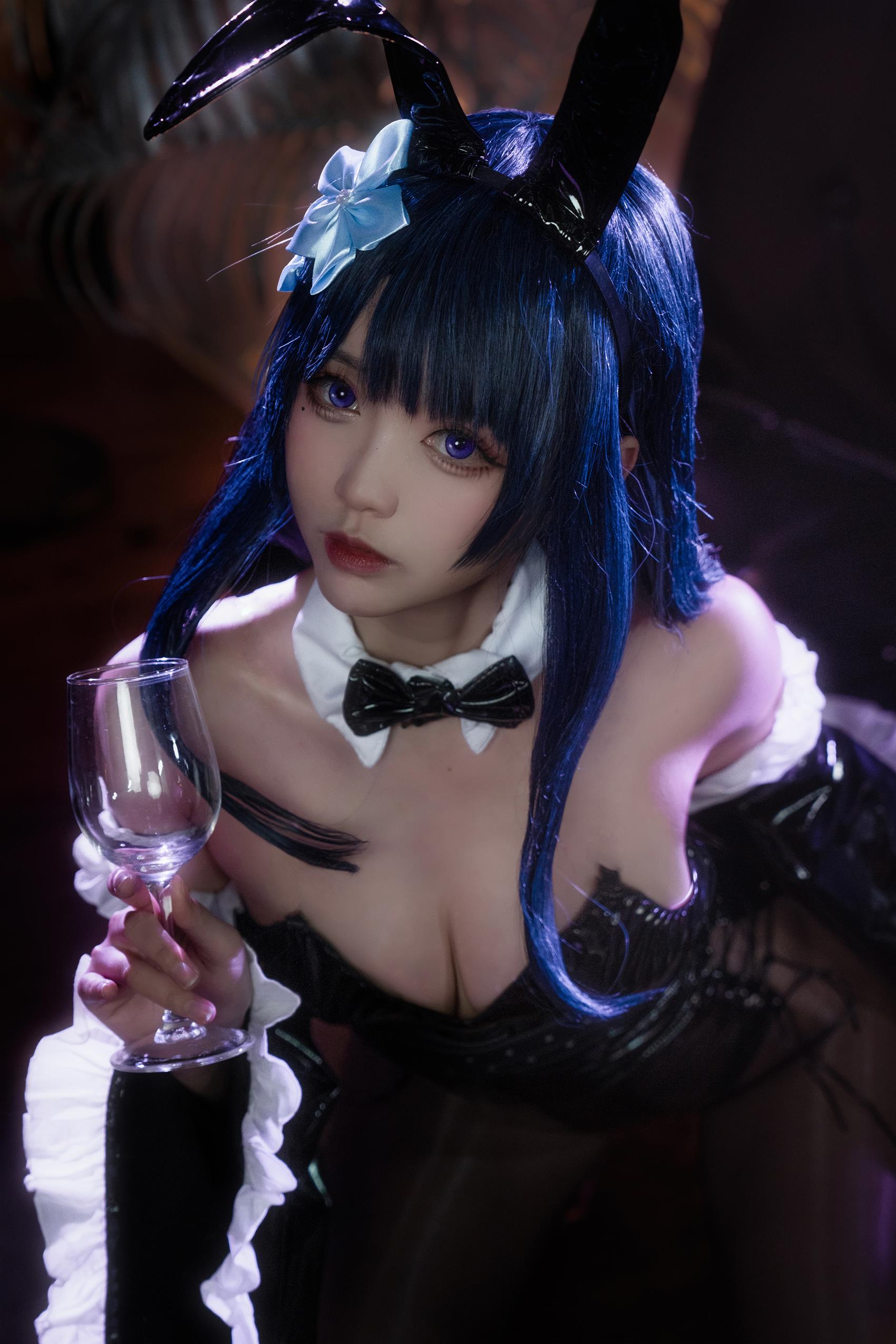 大大卷卷小卷  原神雷电将军 兔女郎[17P/135MB]