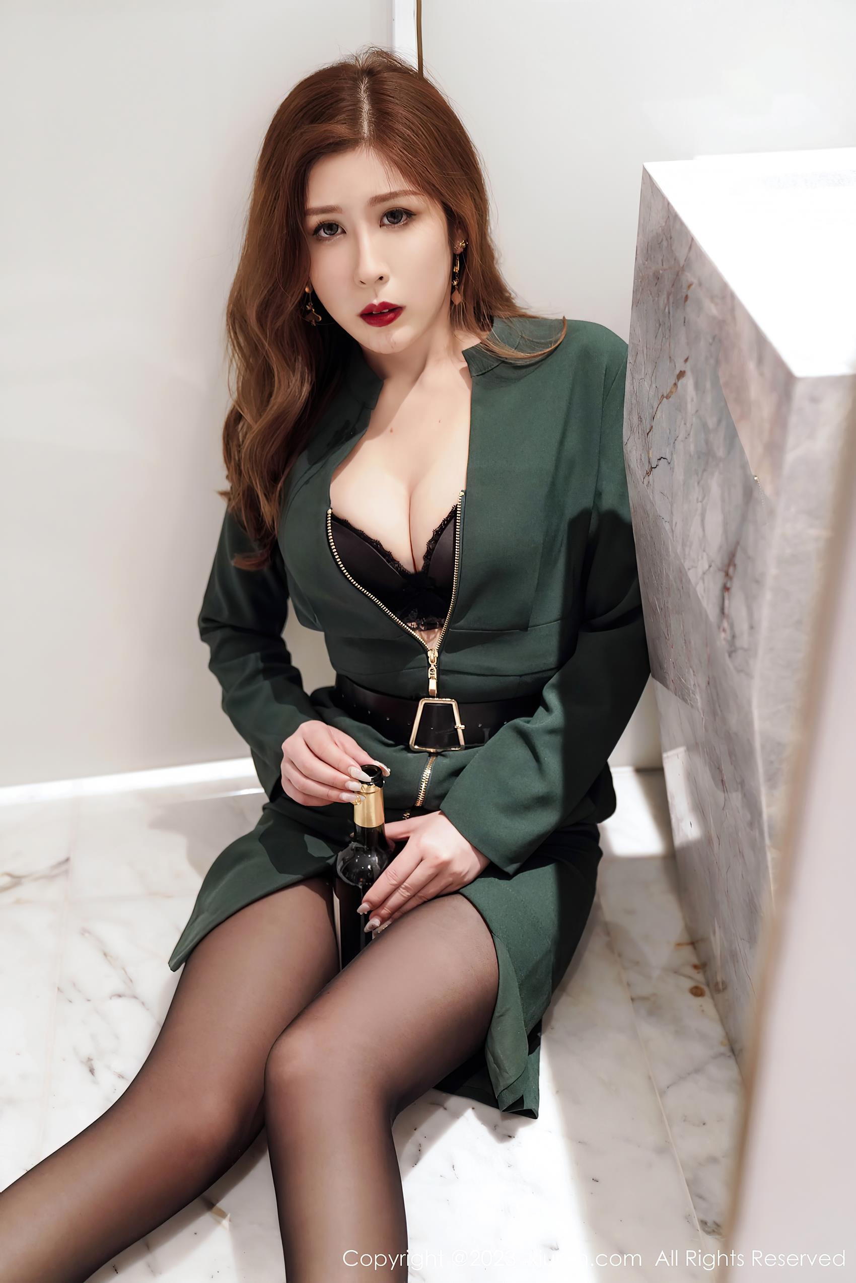 [Xiuren秀人网]2023.10.24 NO.7553 月野兔美妞[64+1P/559MB]