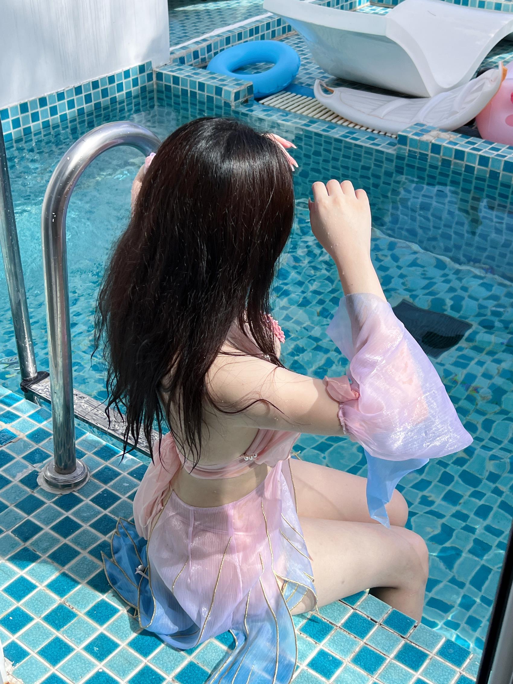 蜜桃少女是依酱呀 - 人鱼姬[51P/463MB]