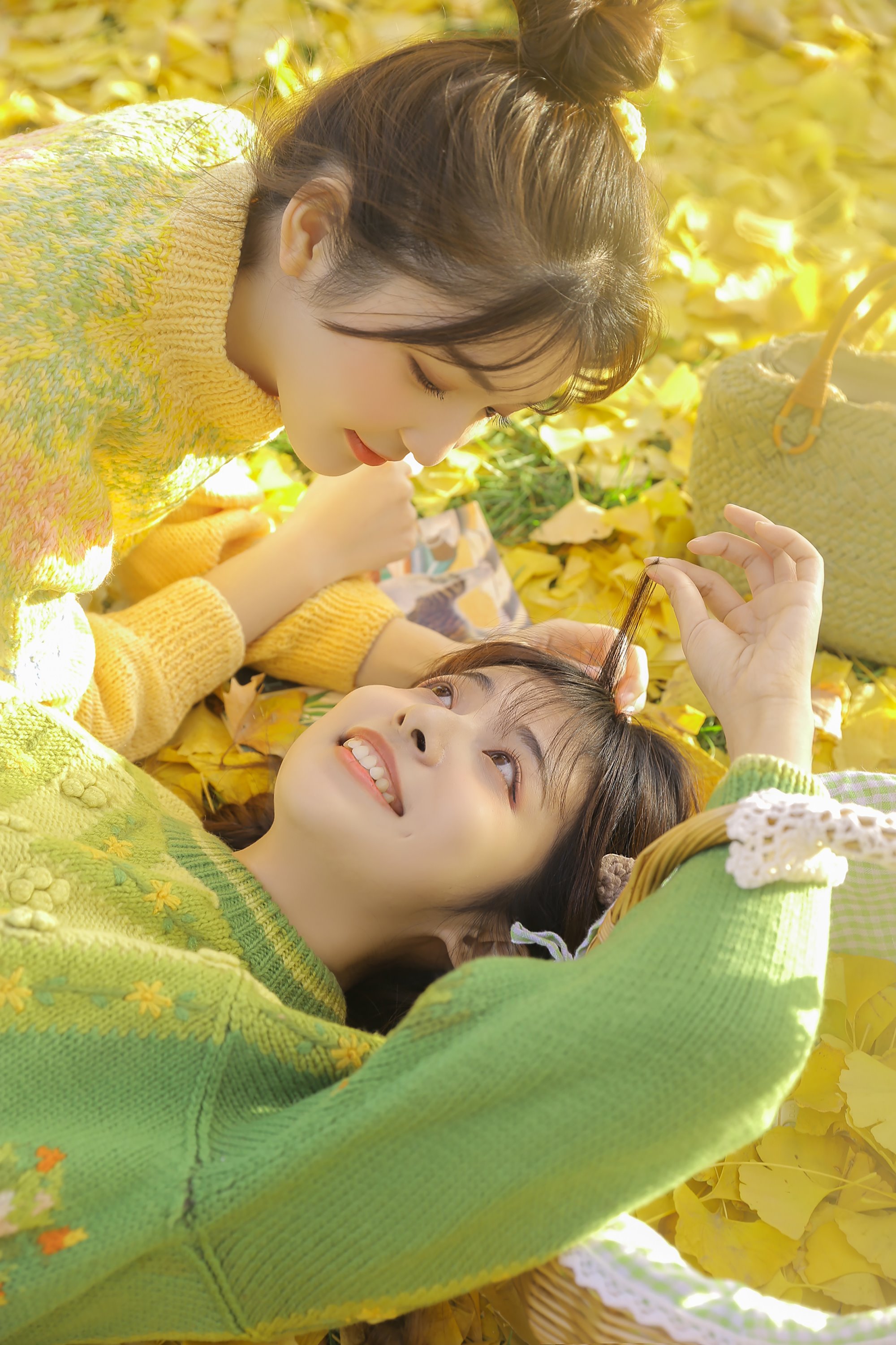 [YITUYU艺图语]2022.07.31 今日天气宜见面 金迪-Vivian&一栗橘[21+1P/143MB]