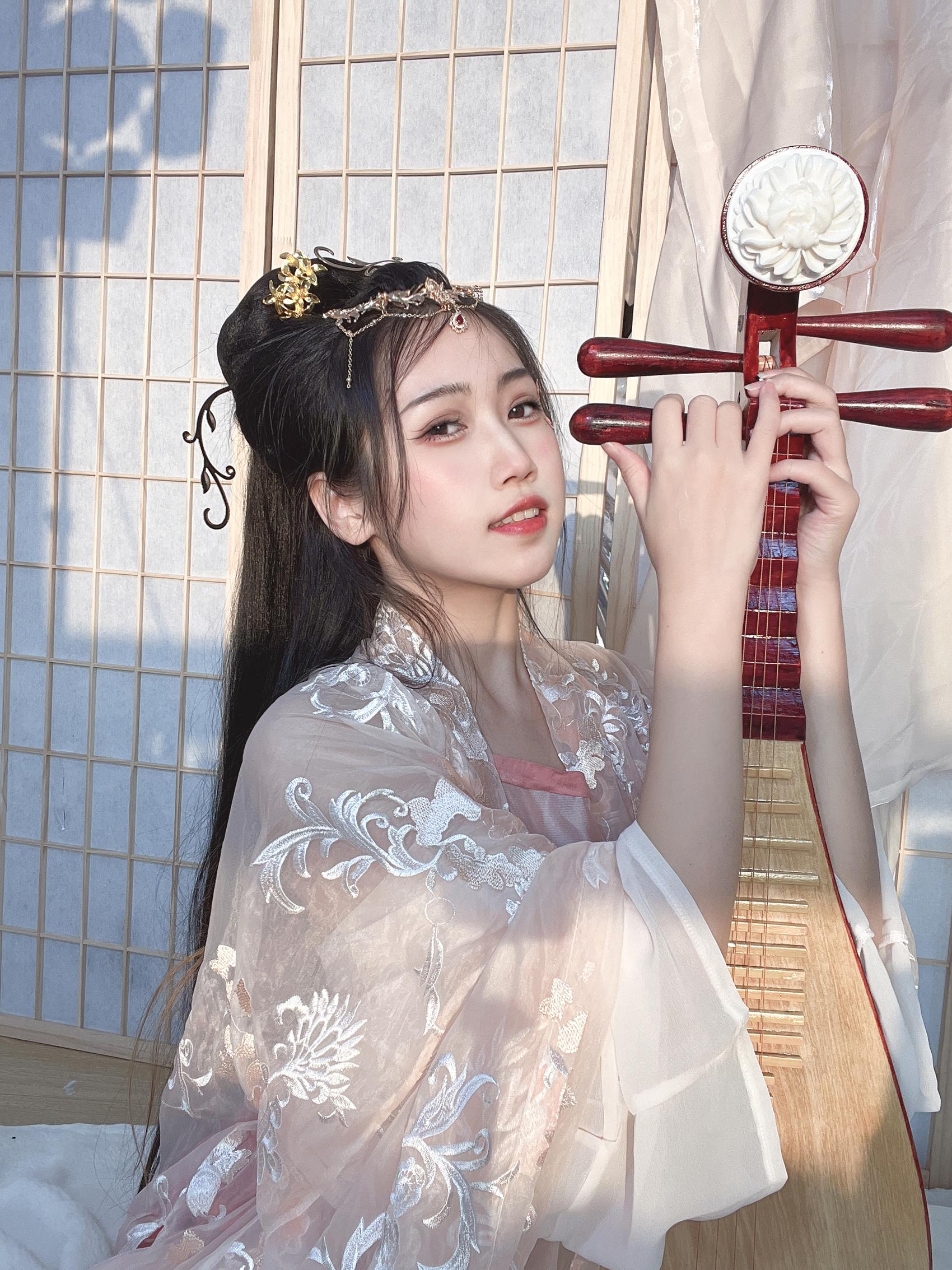 不呆猫 - 宫廷仕女[56P/1V/572MB]