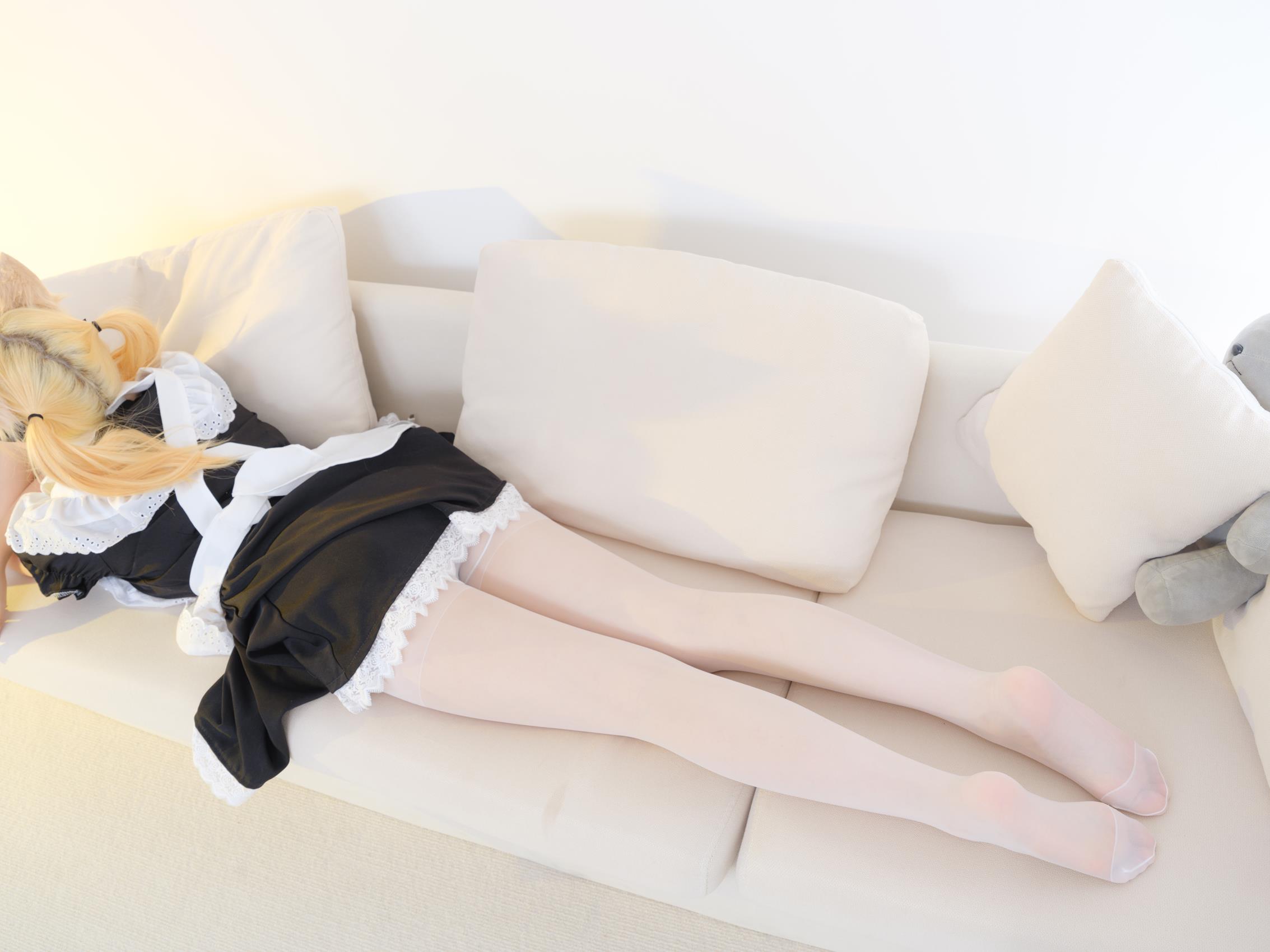 森萝财团写真 露露子试拍 02E4K[107P/1V/5.04GB]