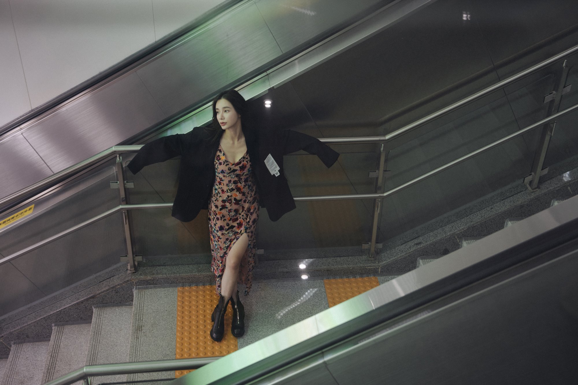 [YITUYU艺图语]2022.08.05 落寞地铁 姝雯同学[40+1P/413MB]