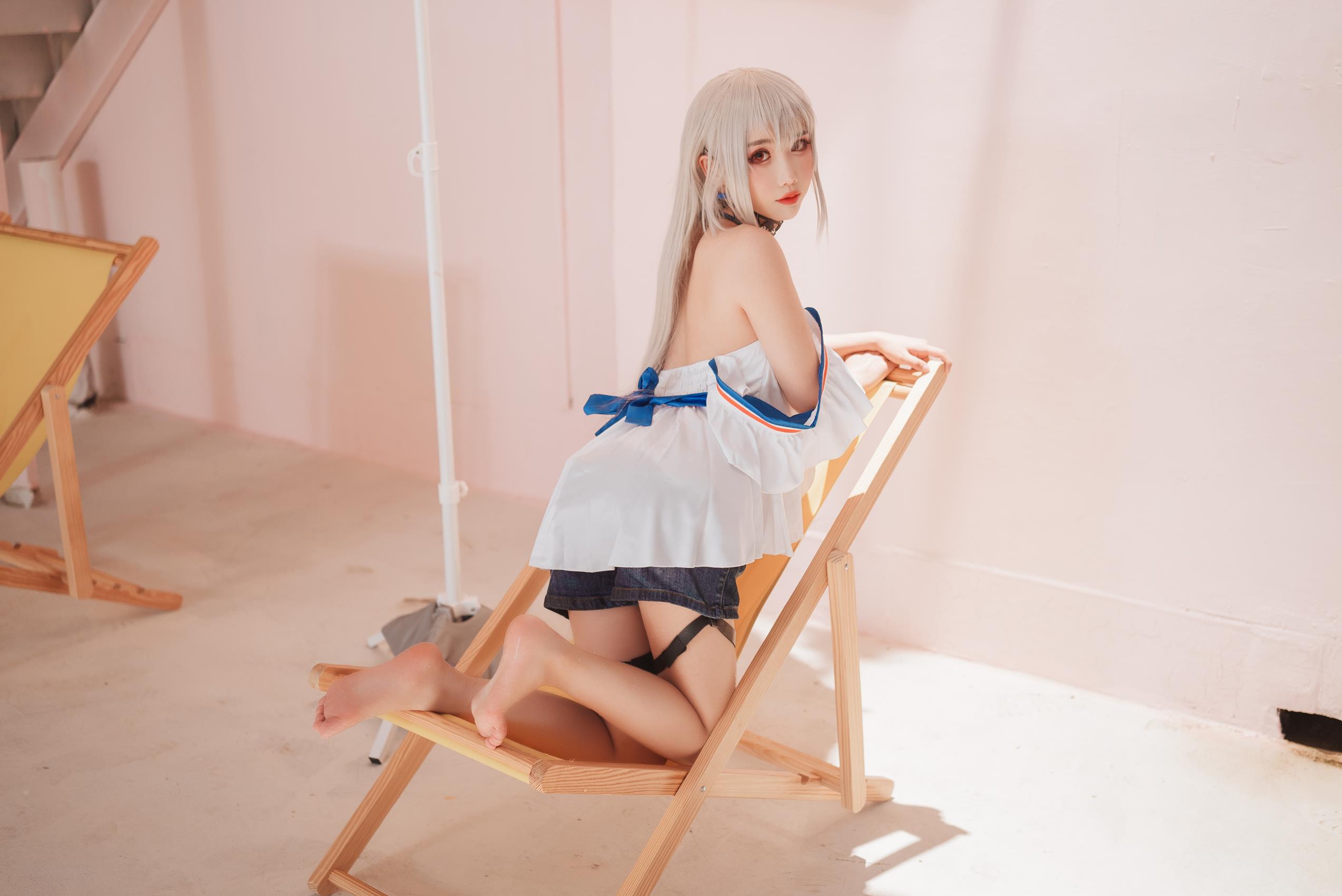 面饼仙儿 - 斯卡蒂泳装[18P/80MB]