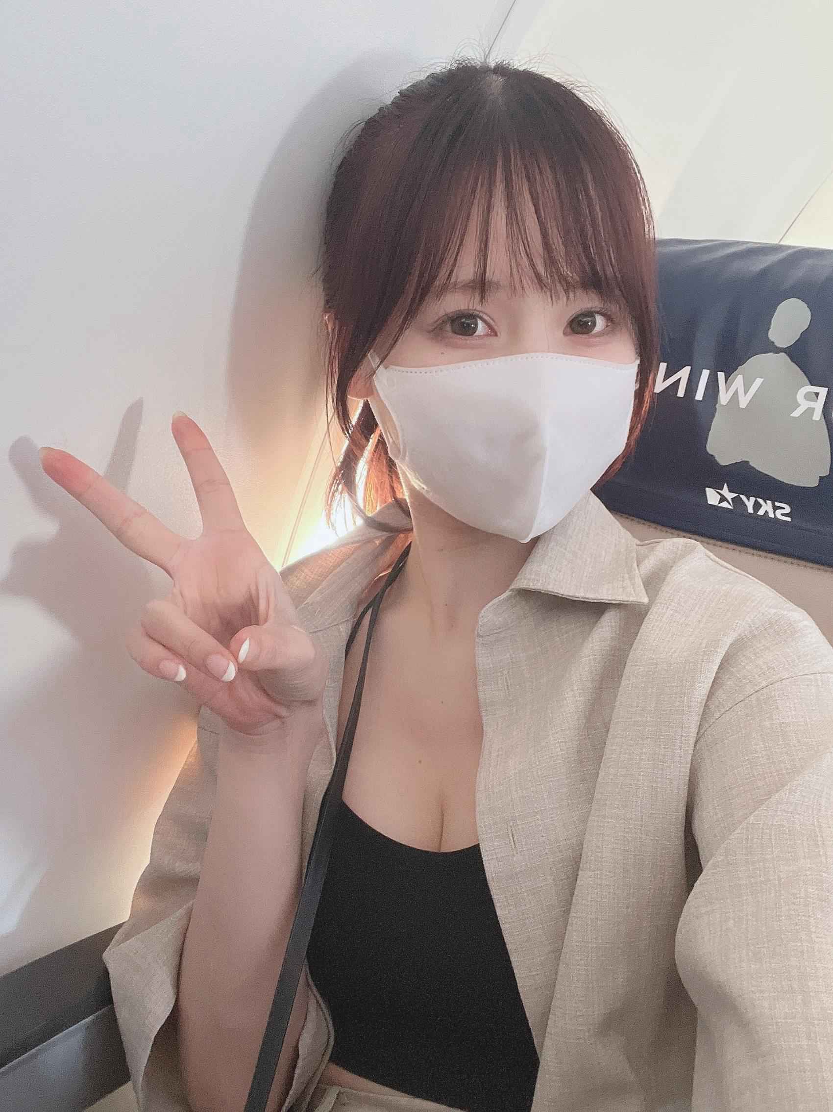 网紅Coser@けん研(けんけん) Fantia-2022年5月合辑[159P/2V/449M]