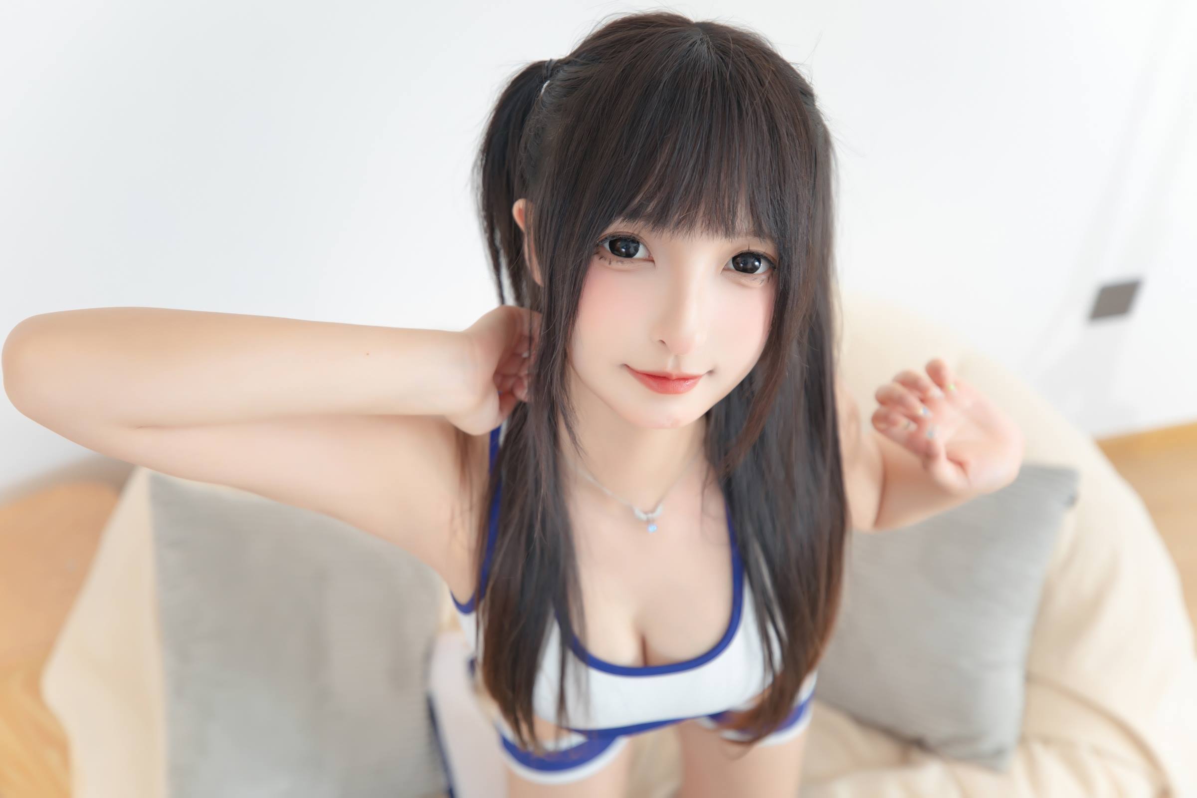 网紅Coser@神楽坂真冬写真 《骆驼乐圆》[75P/180MB]