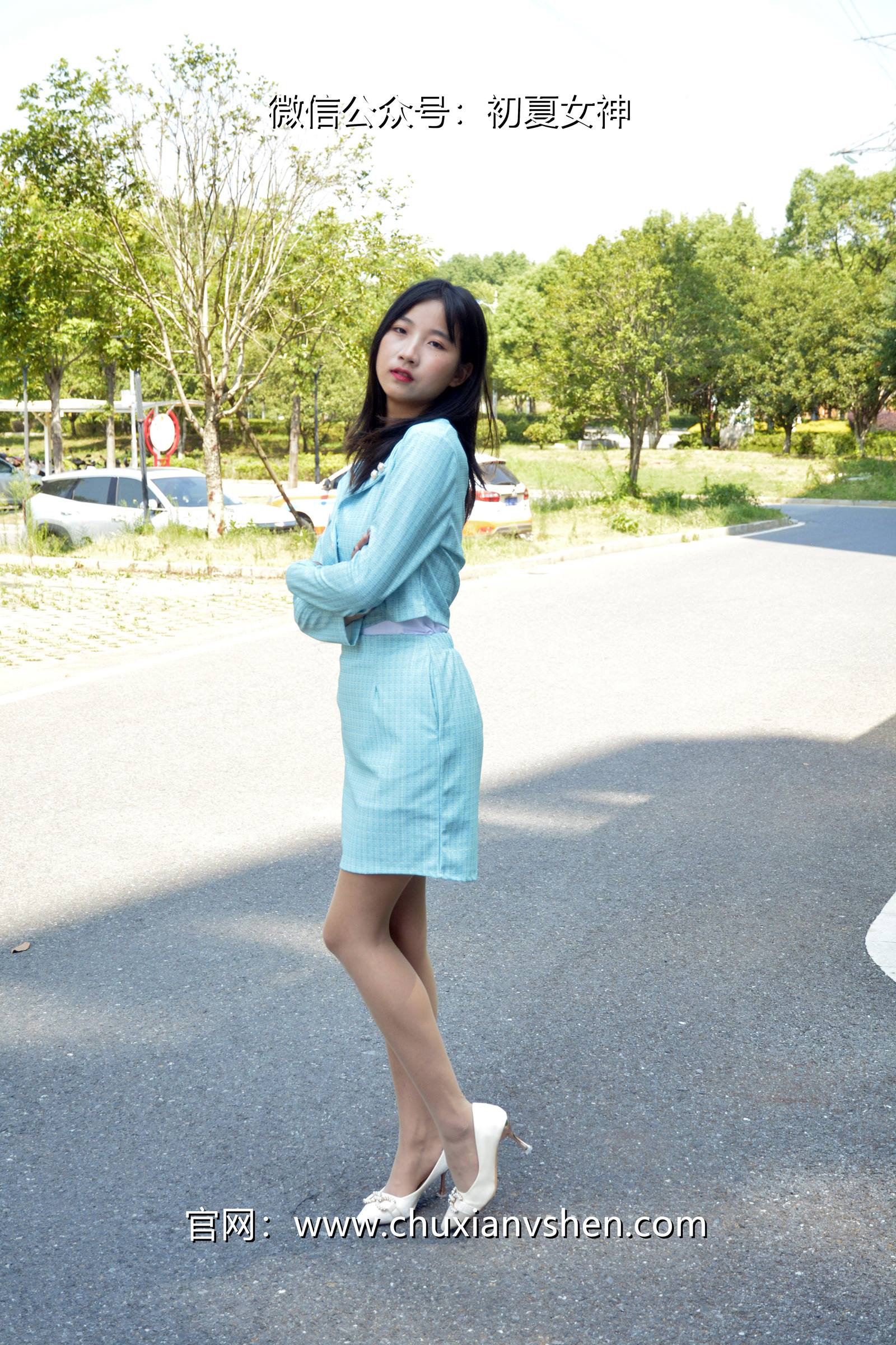 初夏女神 NO.079 点点 浅蓝正装[160P/1V/4.93GB]