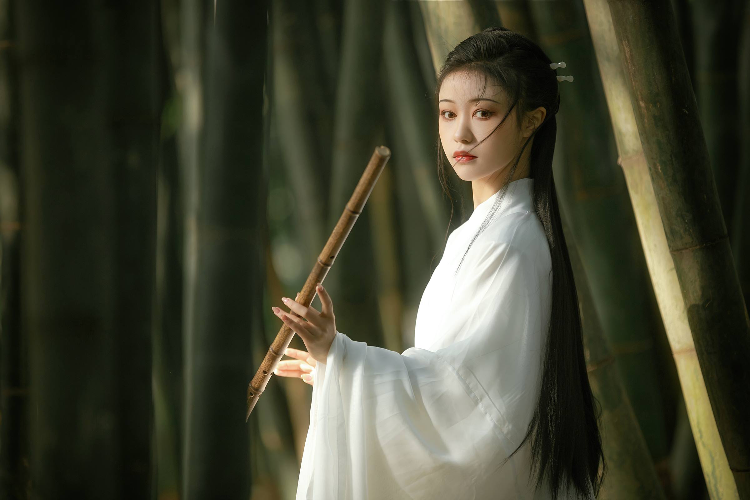 [YITUYU艺图语]2022.08.19 竹光 梨一依[21+1P/239MB]